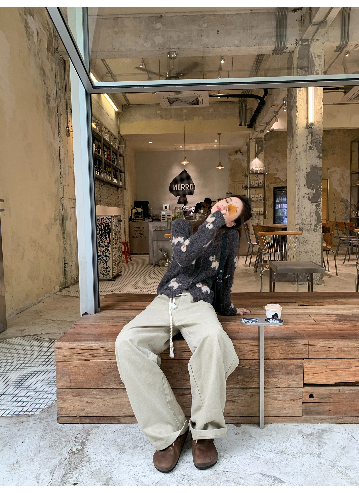 LelyMooch  定番で合わせやすい✨バックポケット パンツ  LEM170