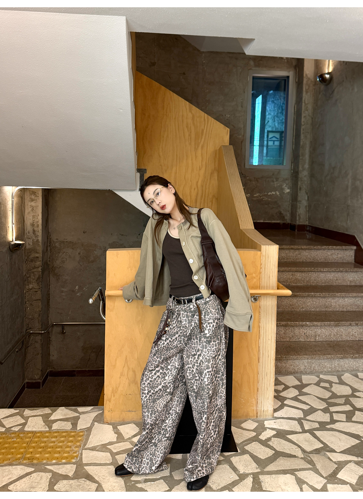 LelyMooch レオパード柄 ストレートワイドパンツ  LEM226