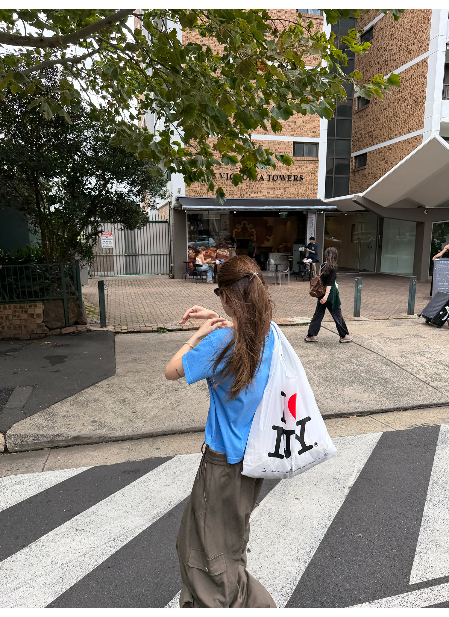 LelyMooch 配色ロゴプリント×ヴィンテージ風  スラブ綿麻 半袖Tシャツ  LEM331