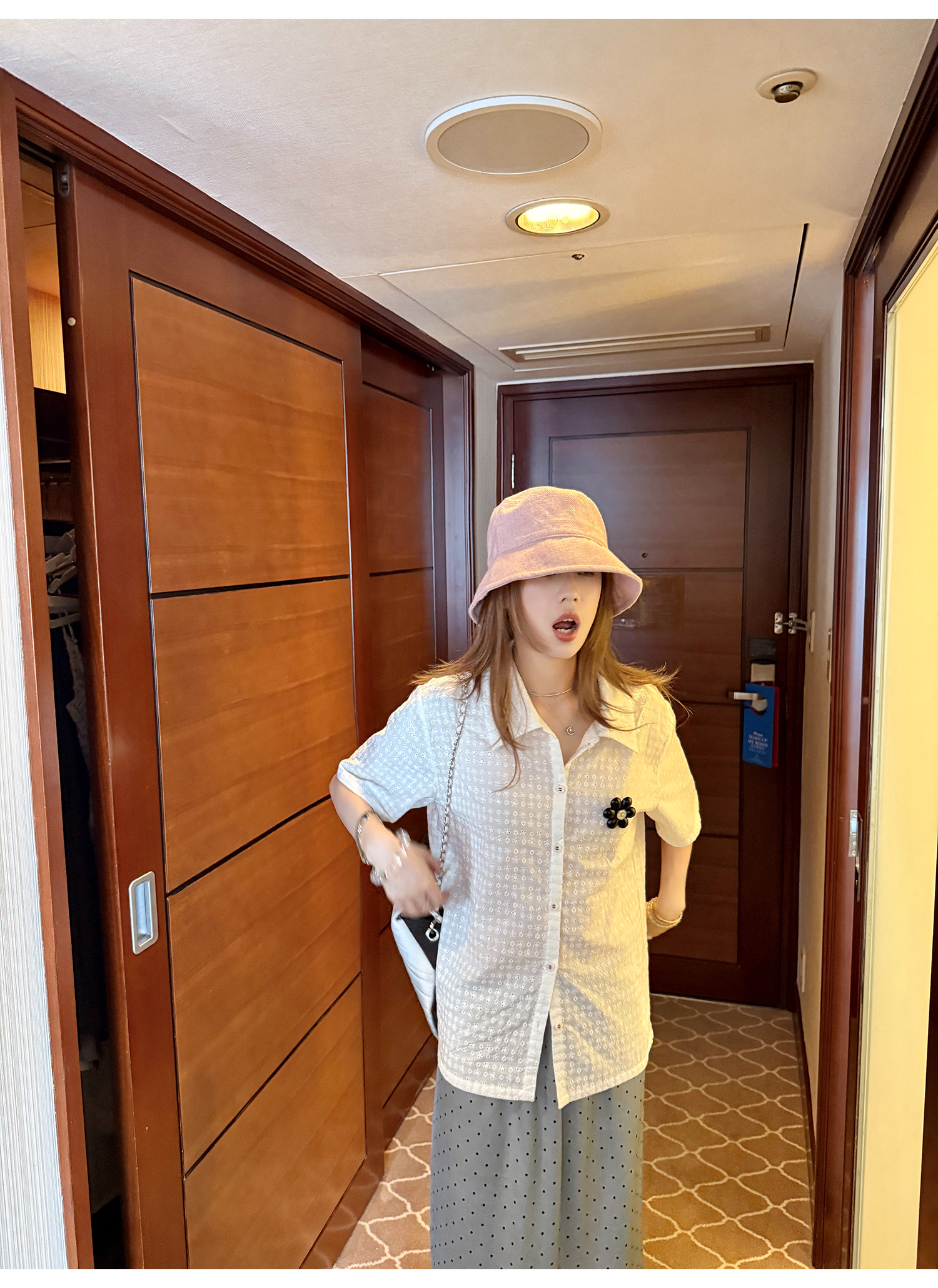 LelyMooch レース花柄コットンシャツ  LEM192