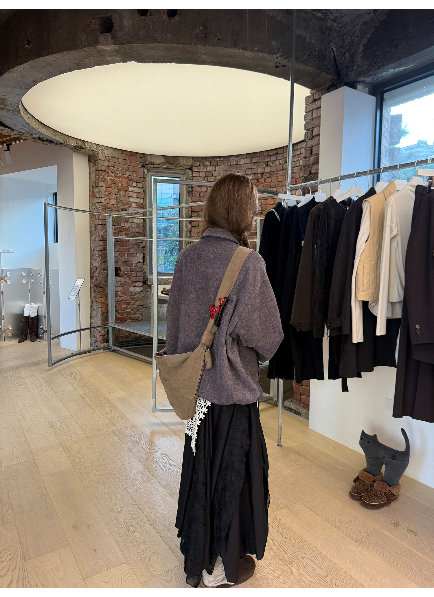 LelyMooch ステッチ入り立ち襟スウェット  LEM253