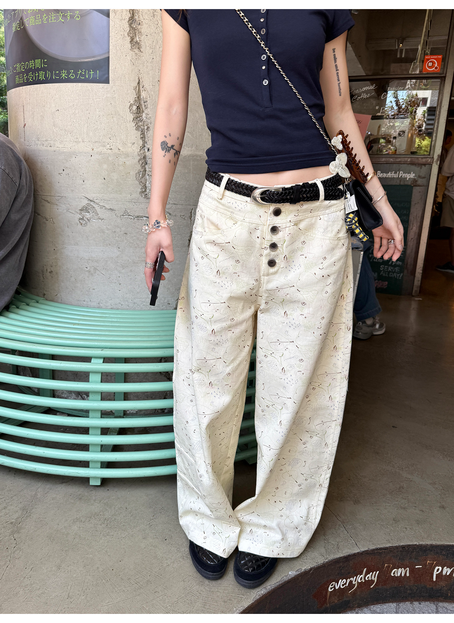 LelyMooch アート柄ルーズフィットパンツ  LEM183