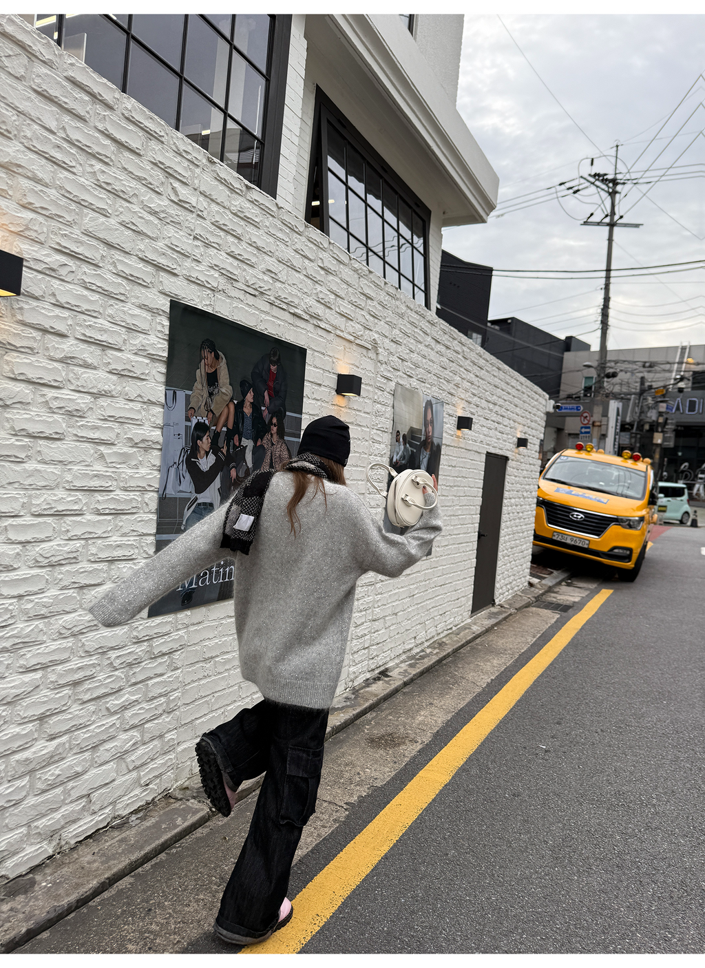 LelyMooch スパンコール入りカシミヤ混ニット  LEM267