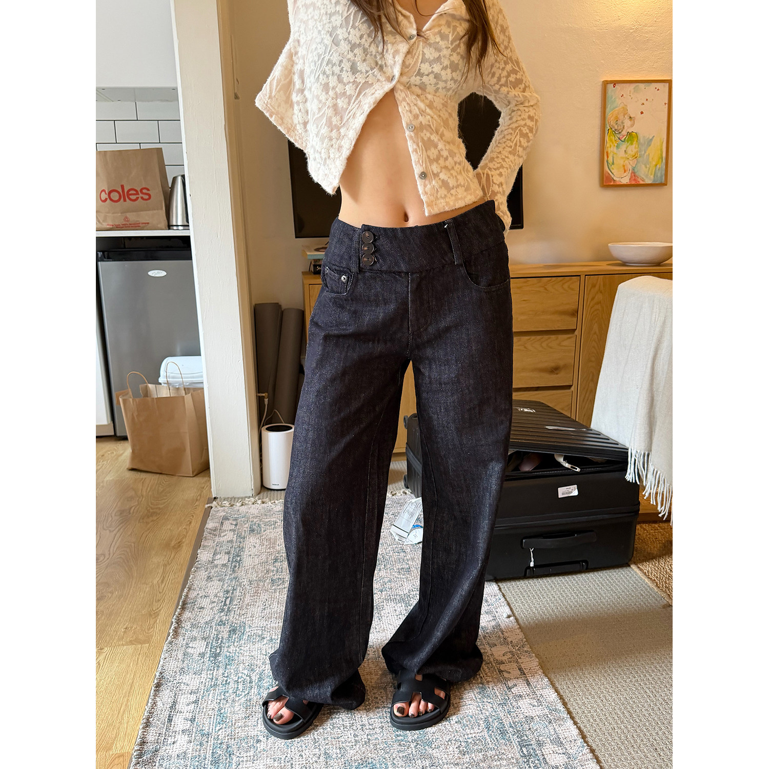 LelyMooch Low-Rise for an Instant Modern Look
3-Button Wide Denim LEM336
