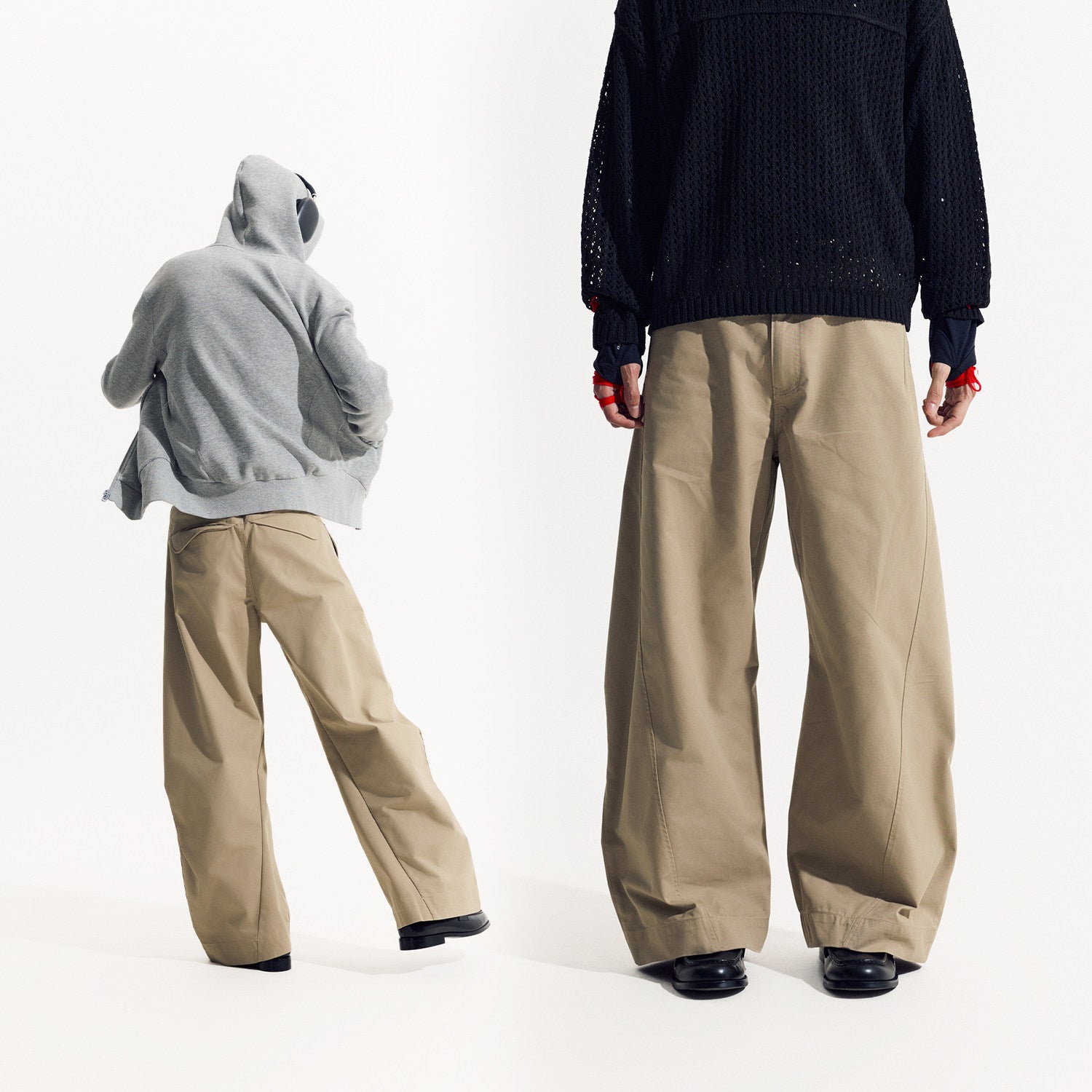 LOM030同型 軽やかな春夏素材 立体カーブワイドパンツ  LOM051