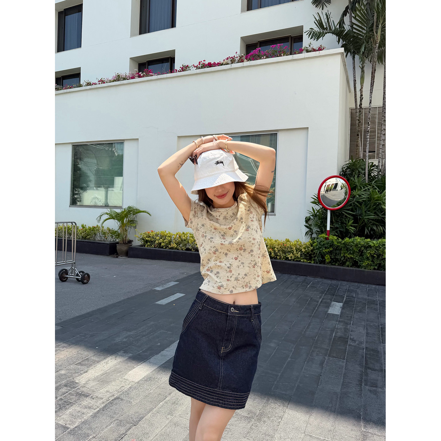 LelyMooch 花柄 ワッフル素材 ショート丈Tシャツ  LEM343