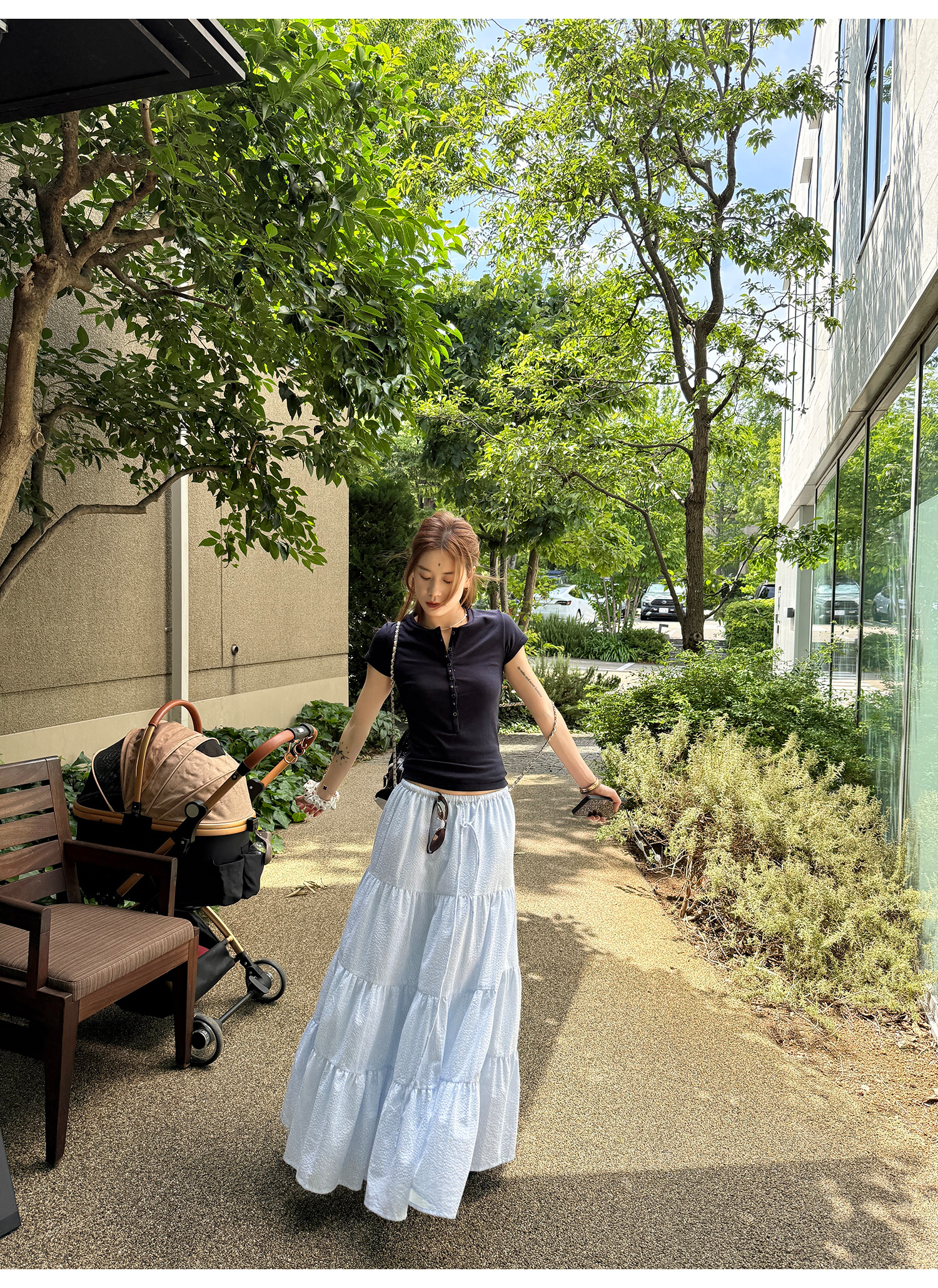 LelyMooch 選べる2色・テンセル混スタッズTシャツ  LEM184