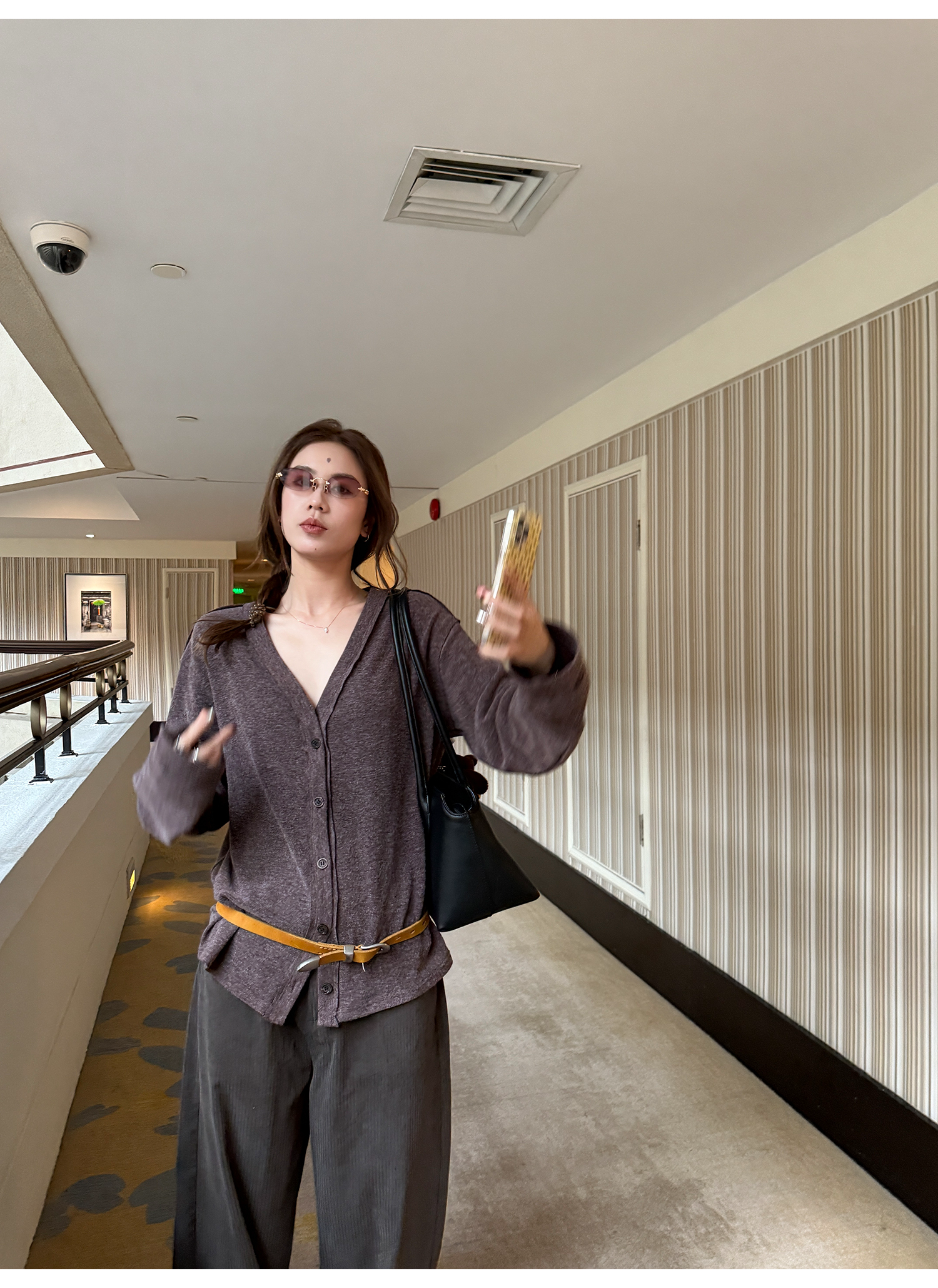 LelyMooch Vネック フェイクウールカーディガン 秋LEM234