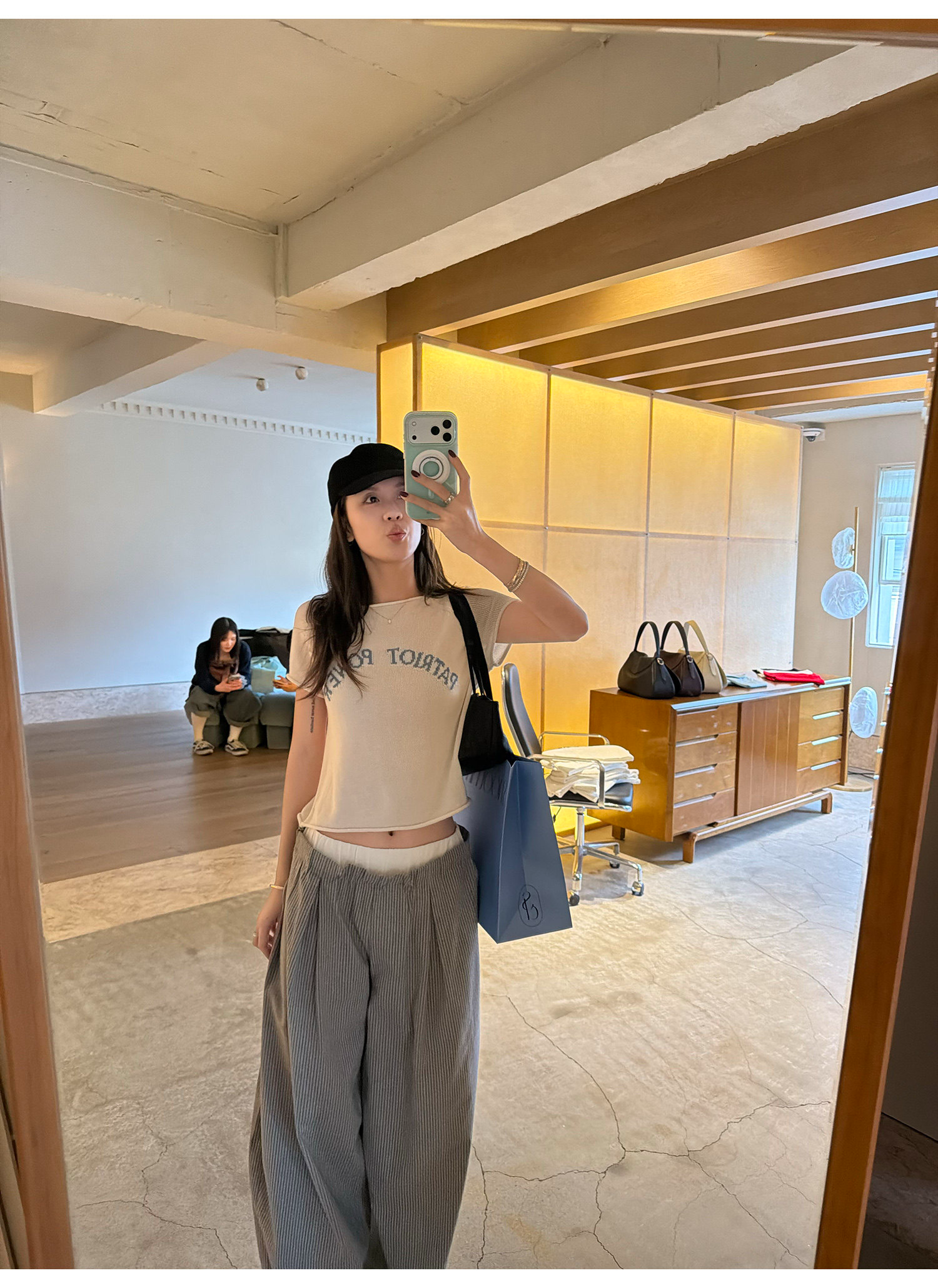 LelyMooch リネン混サマーニット ロゴ刺繍半袖トップス  LEM370