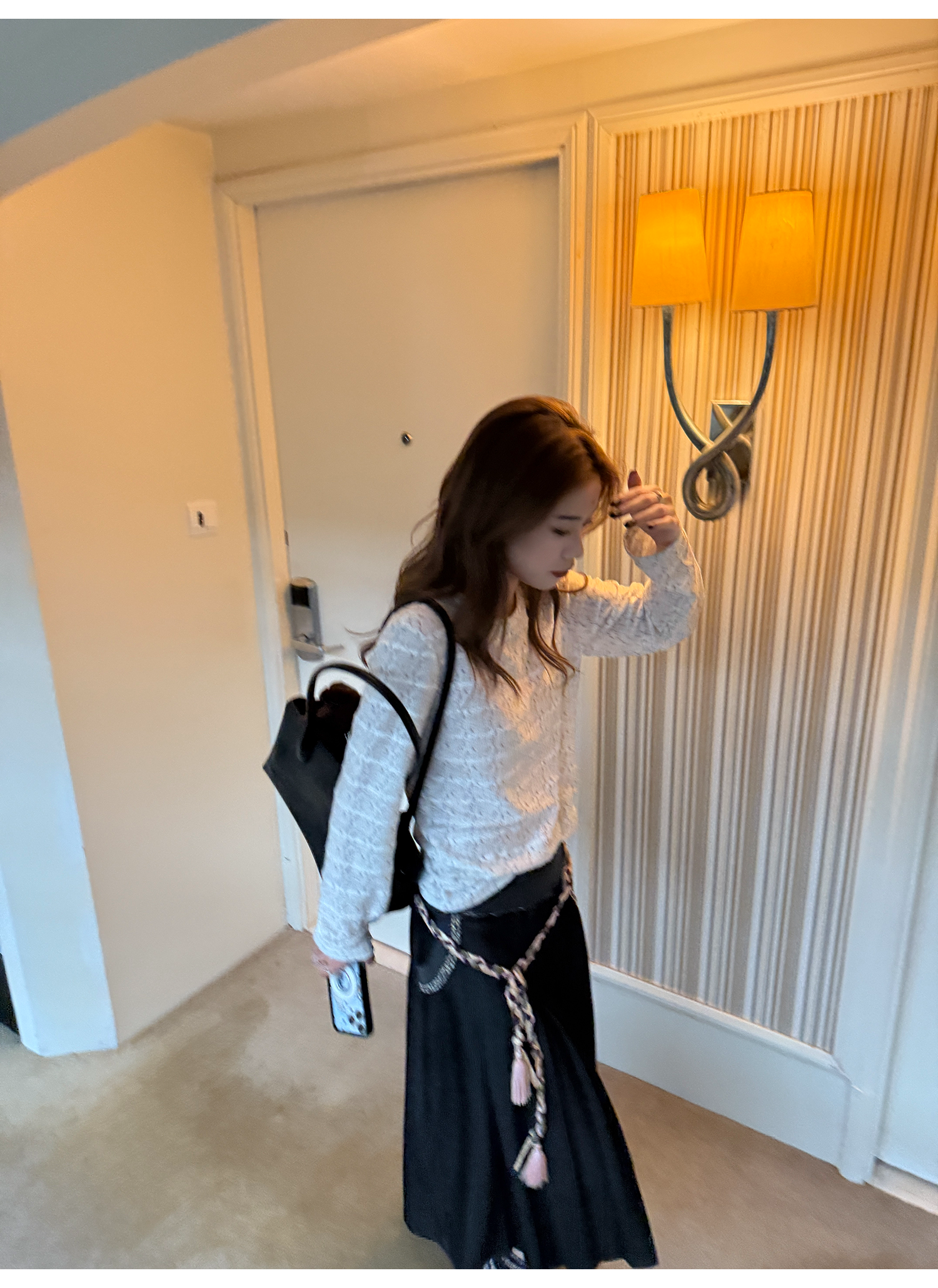 LelyMooch レースタッチ クルーネックトップス  LEM272