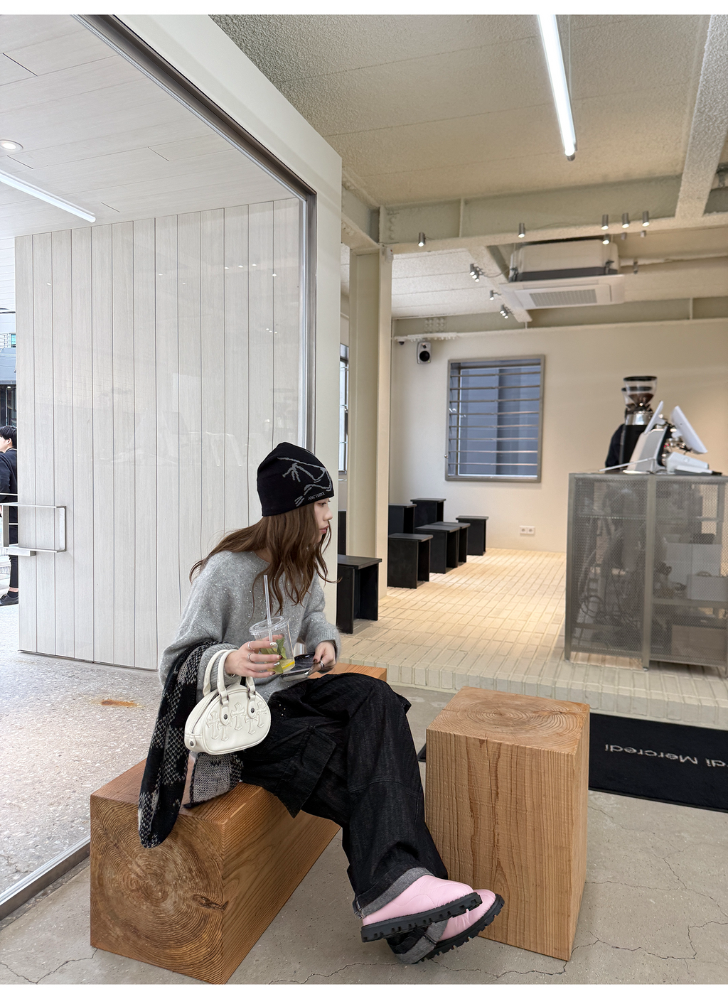 LelyMooch スパンコール入りカシミヤ混ニット  LEM267