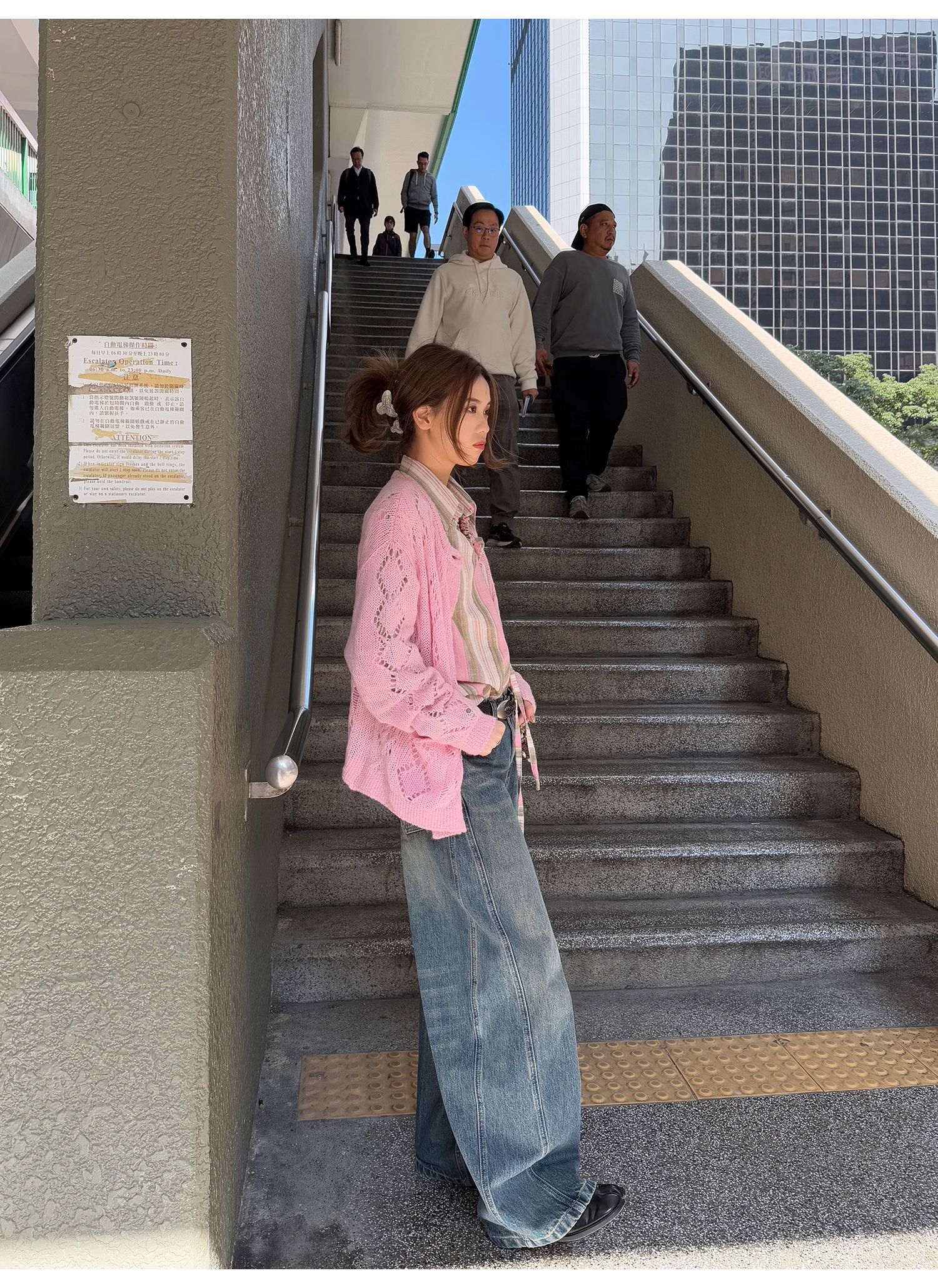 LelyMooch  ウォッシュブルーのジーンズ  LEM087