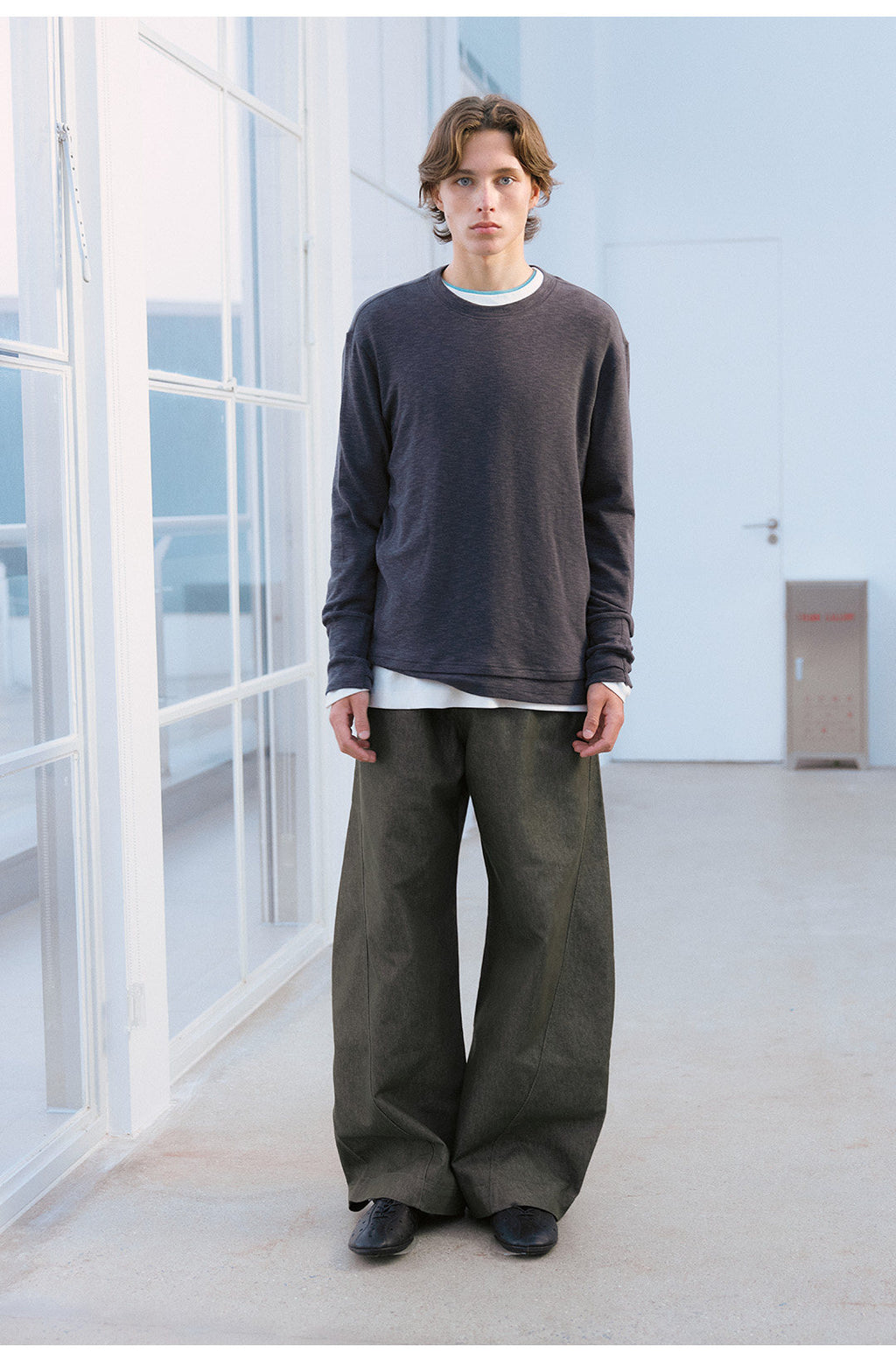 ウォッシュドコットン カーブワイドパンツ  LOM106