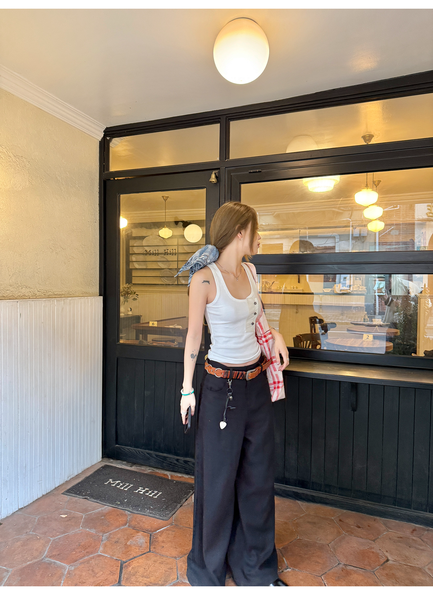 LelyMooch 春夏万能単品　Uネック タンクトップ  LEM122