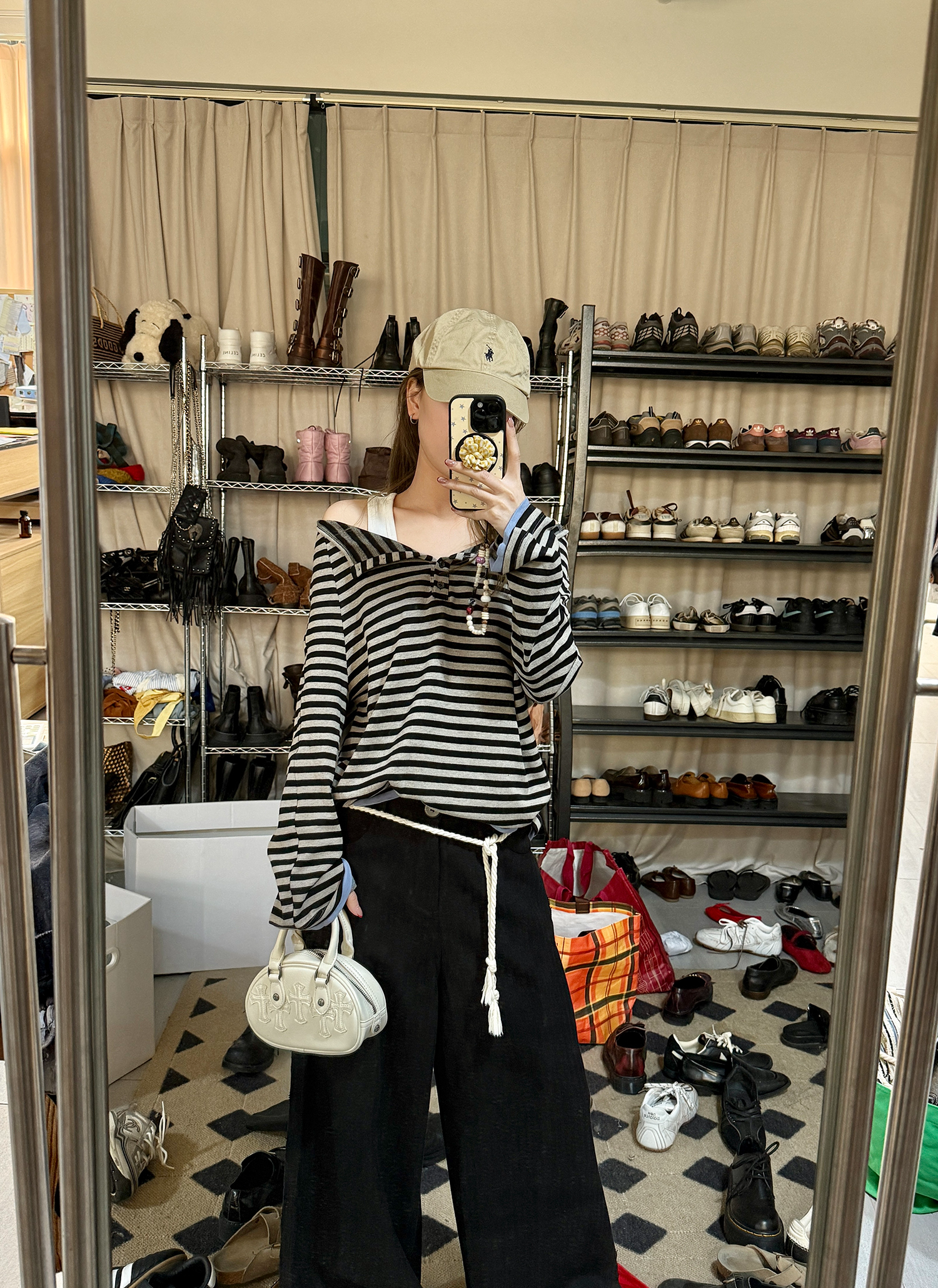 LelyMooch  シルエット抜群　ワイドスラックス  LEM121