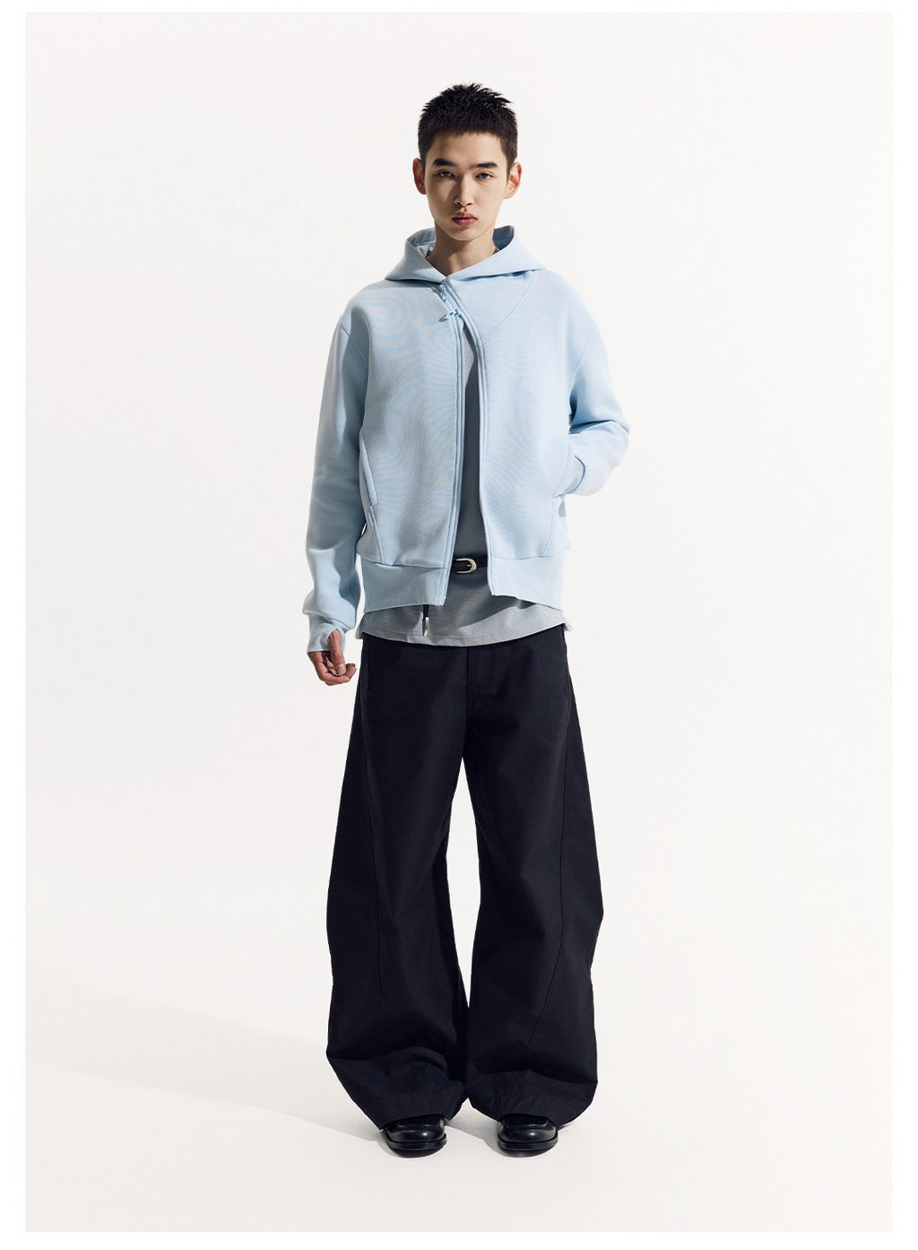 斜めジップ ダンボール素材 パーカー  LOM048