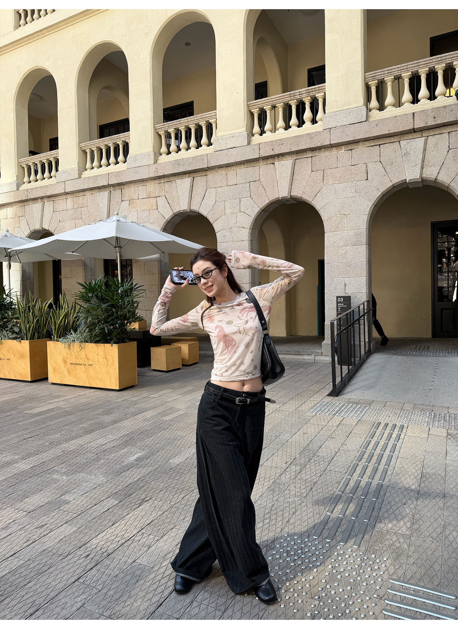 LelyMooch アート総柄シアーメッシュトップス  LEM314