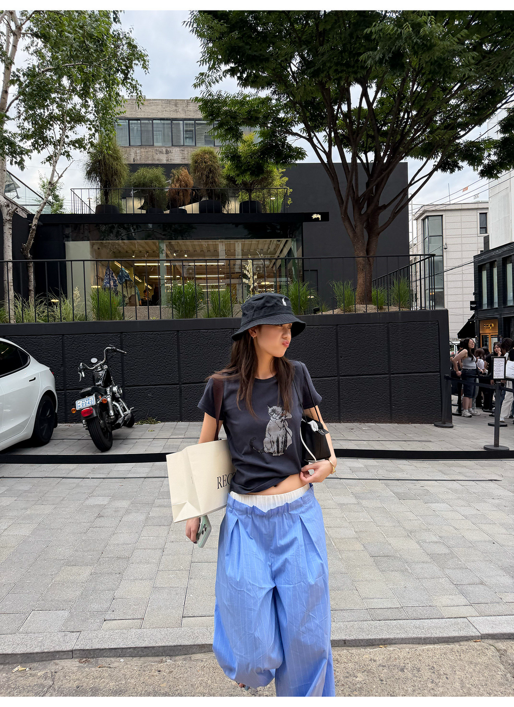 LelyMooch ヴィンテージ風キャットプリントTシャツ  LEM372