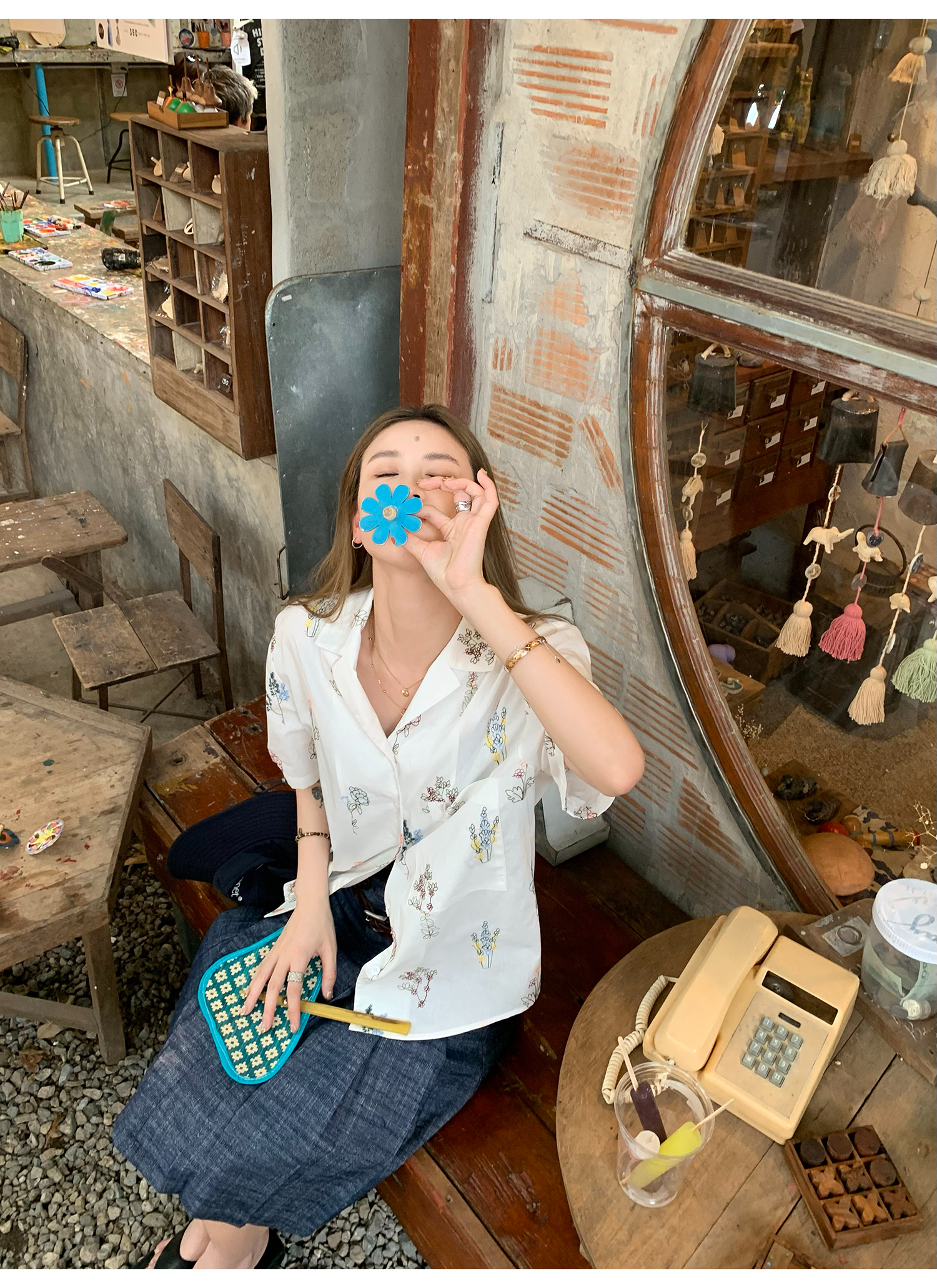 LelyMooch  大人可愛い＊花柄刺繍シャツ  LEM146