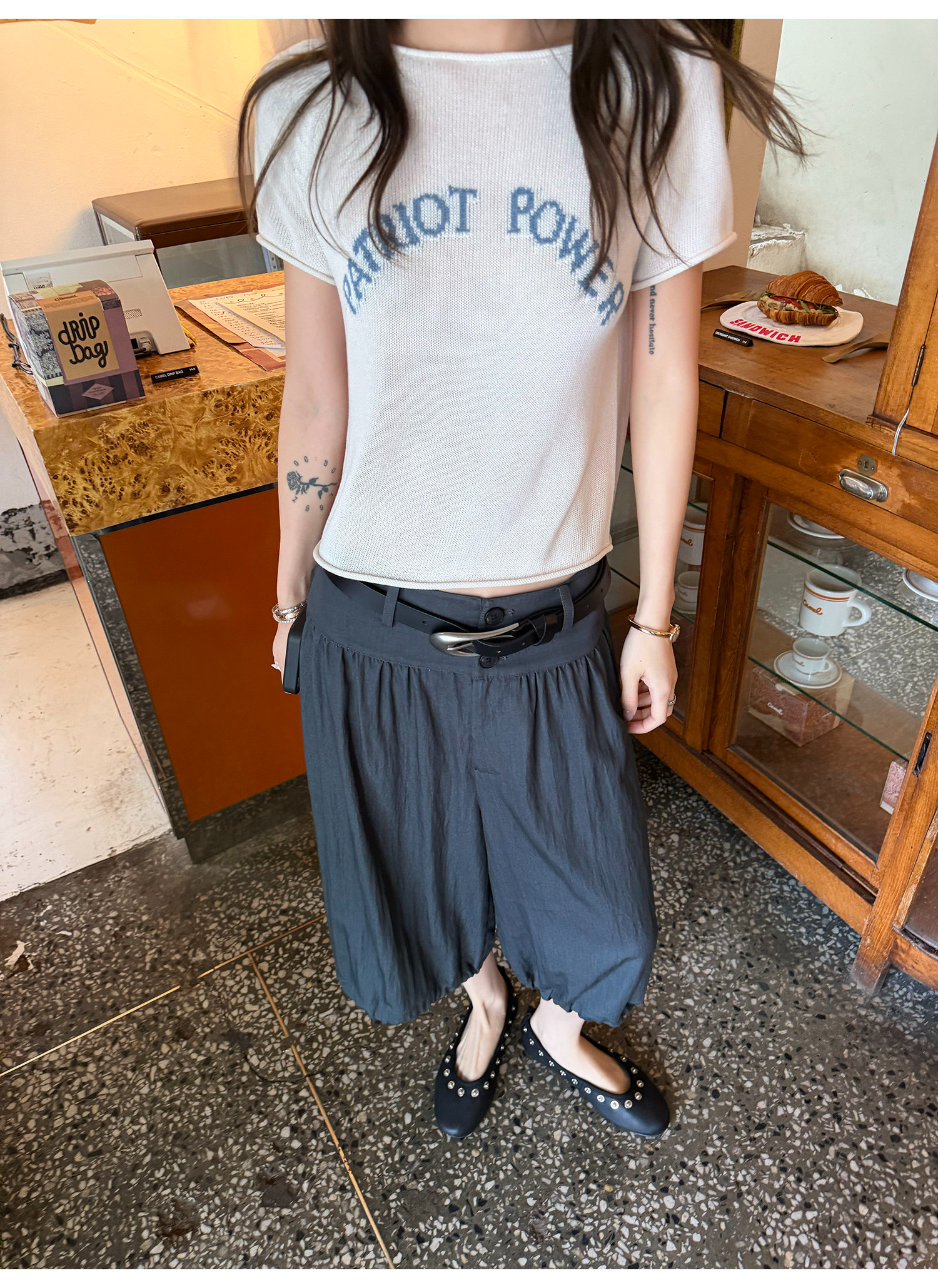 LelyMooch リネン混サマーニット ロゴ刺繍半袖トップス  LEM370