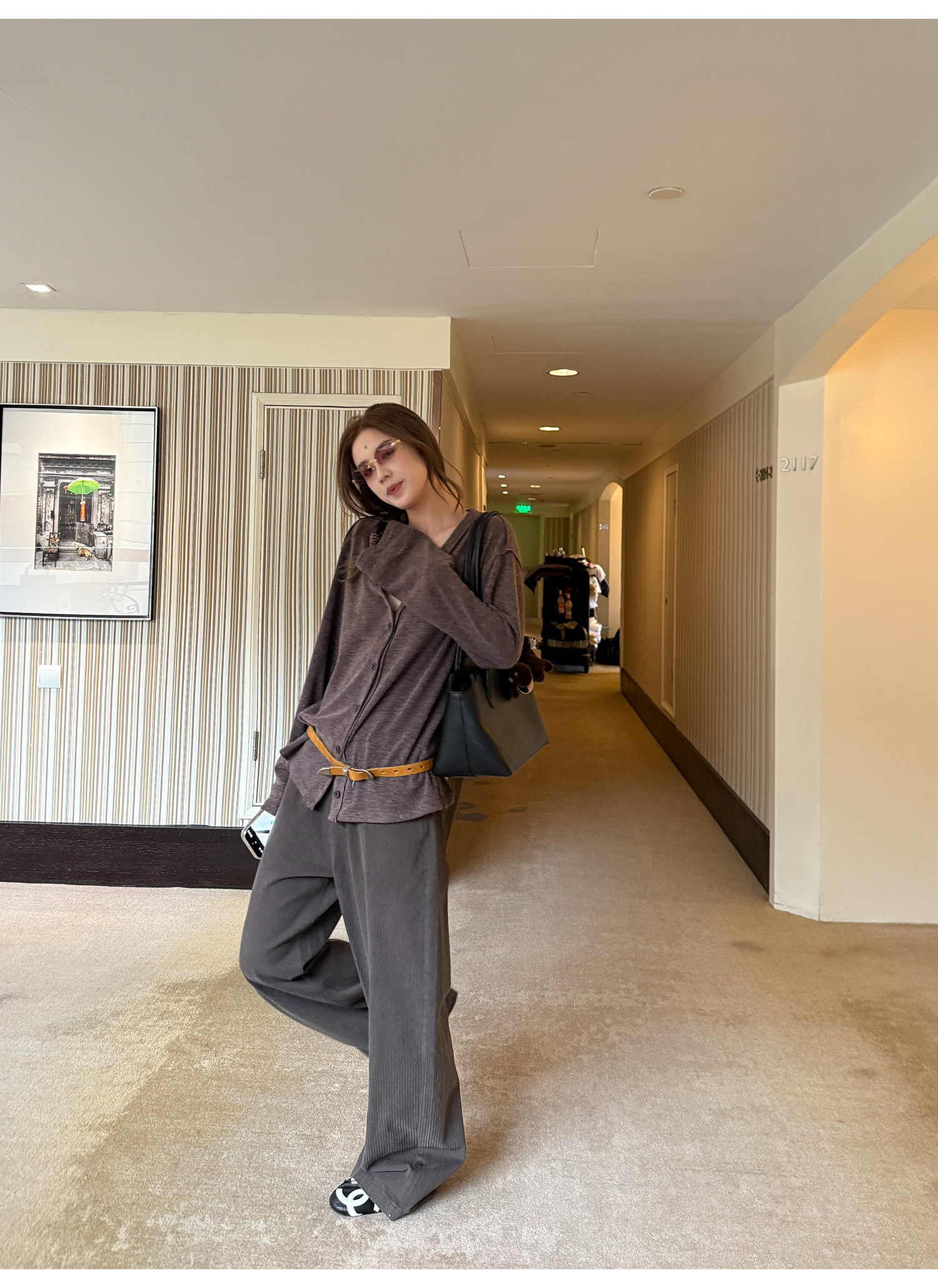 LelyMooch Vネック フェイクウールカーディガン 秋LEM234