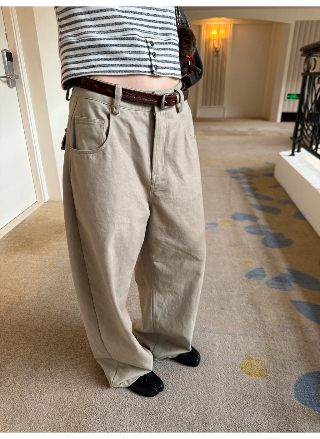 LelyMooch ウォッシュ加工×スタッズワイドパンツ　LEM243