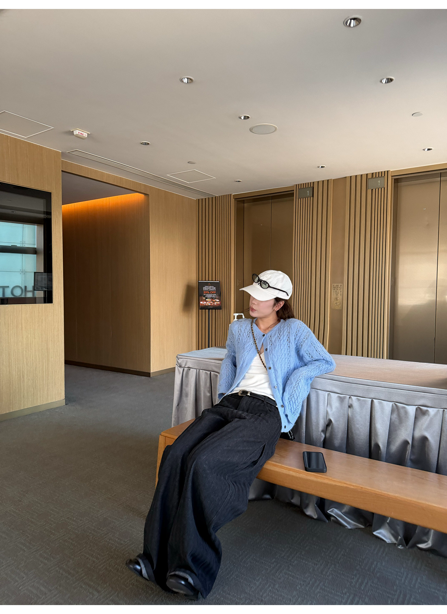 LelyMooch 黒グレー縞柄 すっきりストレートデニム　LEM319