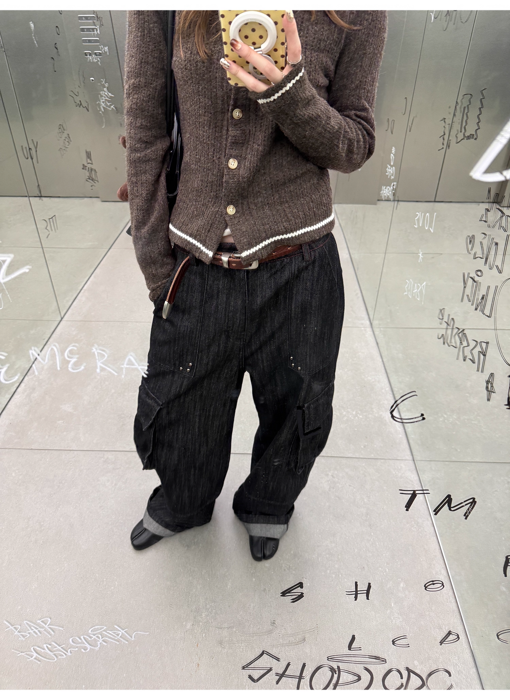 LelyMooch セルビッジ黒デニムパンツ　LEM257