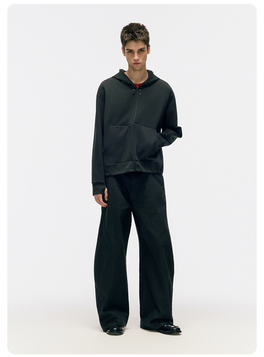 立体カーブドライン × ワイドシルエット構造タックデザインデニムパンツ LOM030