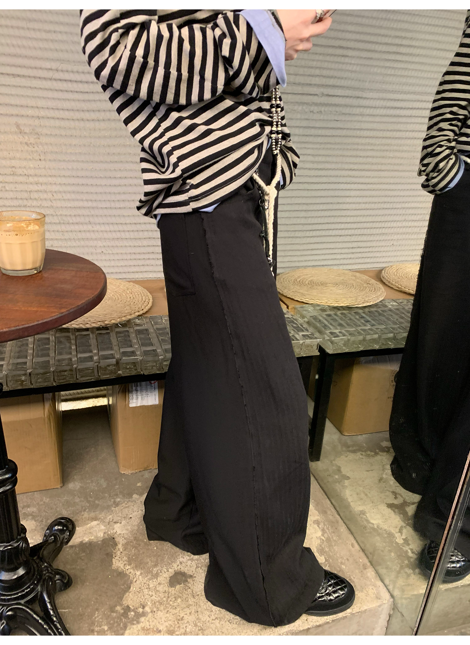 LelyMooch  シルエット抜群　ワイドスラックス  LEM121