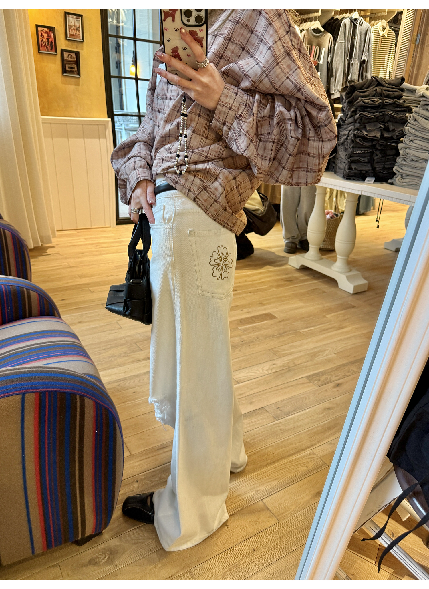 LelyMooch  ホワイト ワイドパンツ（ダメージ加工） LEM116