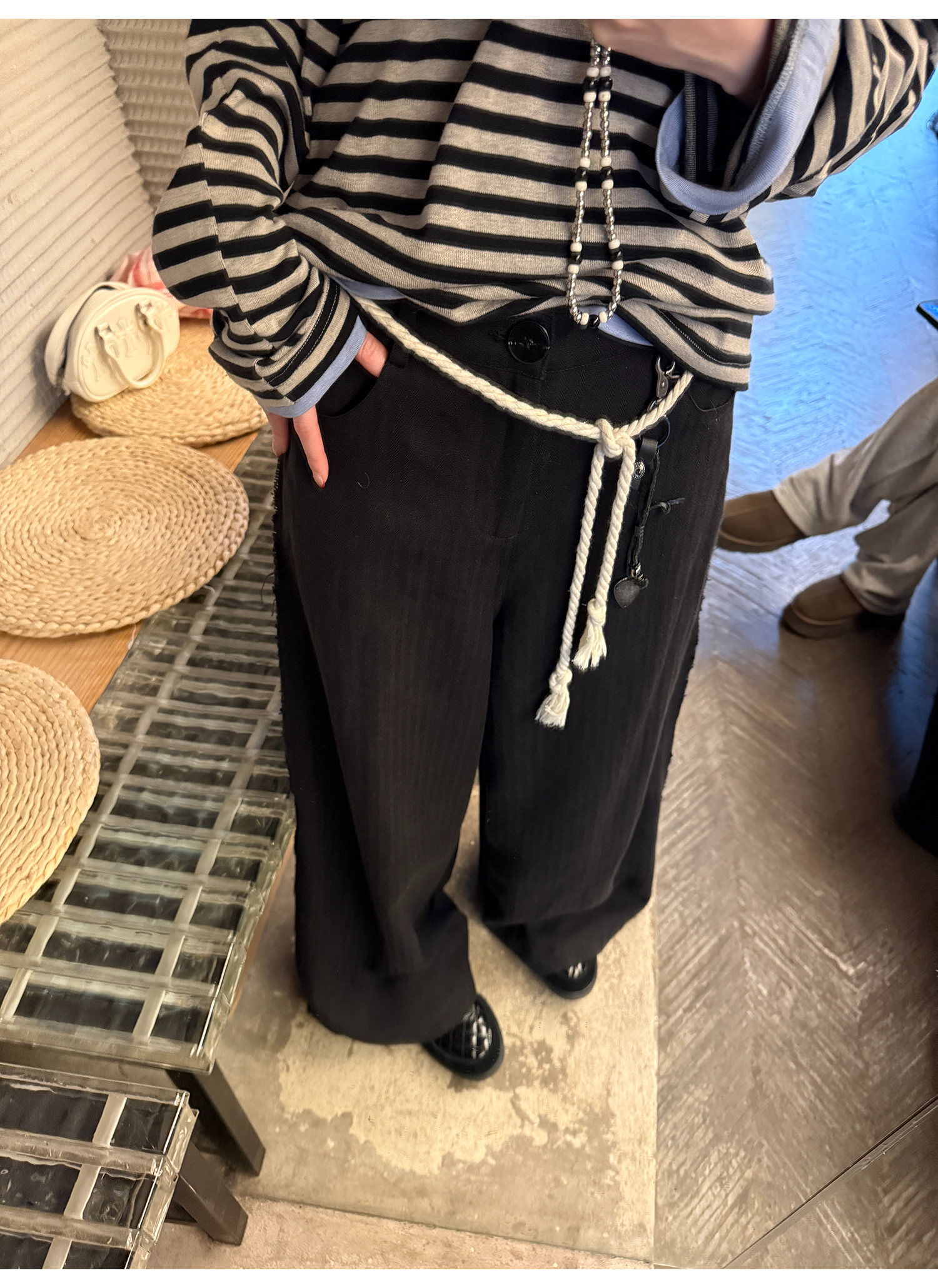 LelyMooch  シルエット抜群　ワイドスラックス  LEM121