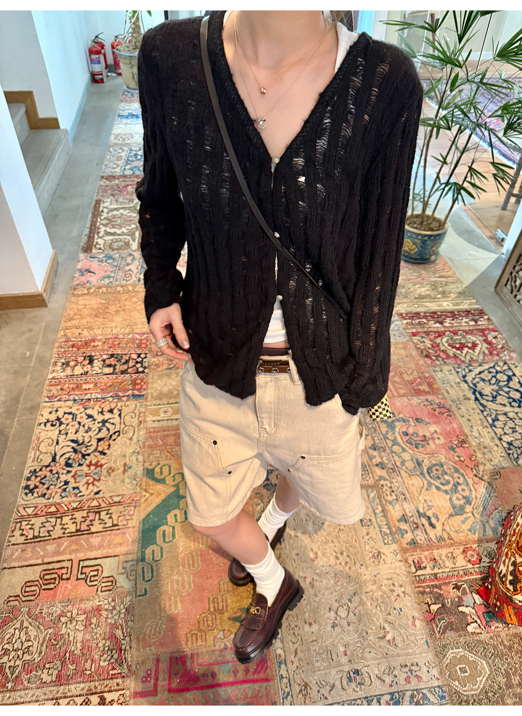 LelyMooch 透け感ニットで即抜け感◎ ゆるシルエットの黒カーディガン LEM149