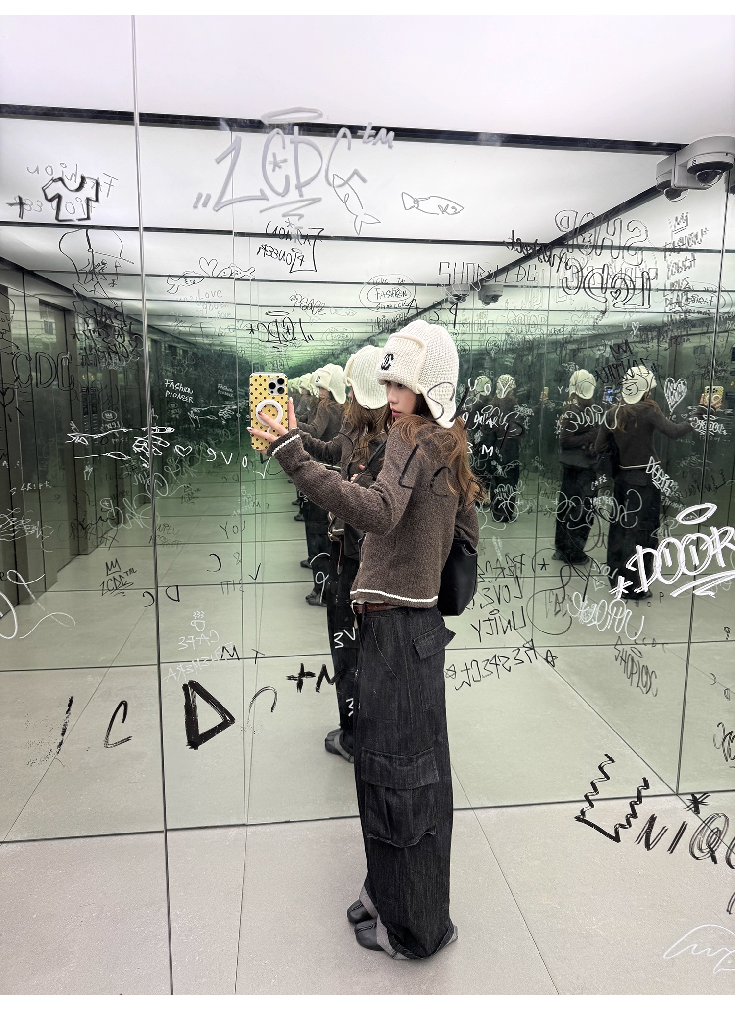 LelyMooch セルビッジ黒デニムパンツ　LEM257