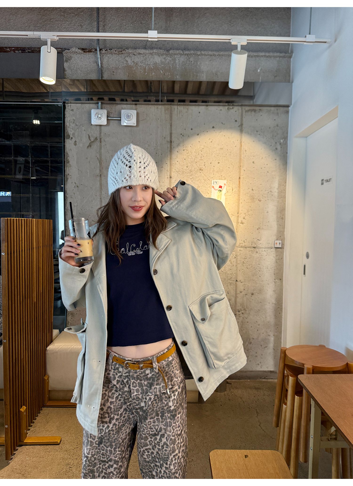 LelyMooch 配色ロゴ入りショート丈Tシャツ  LEM228