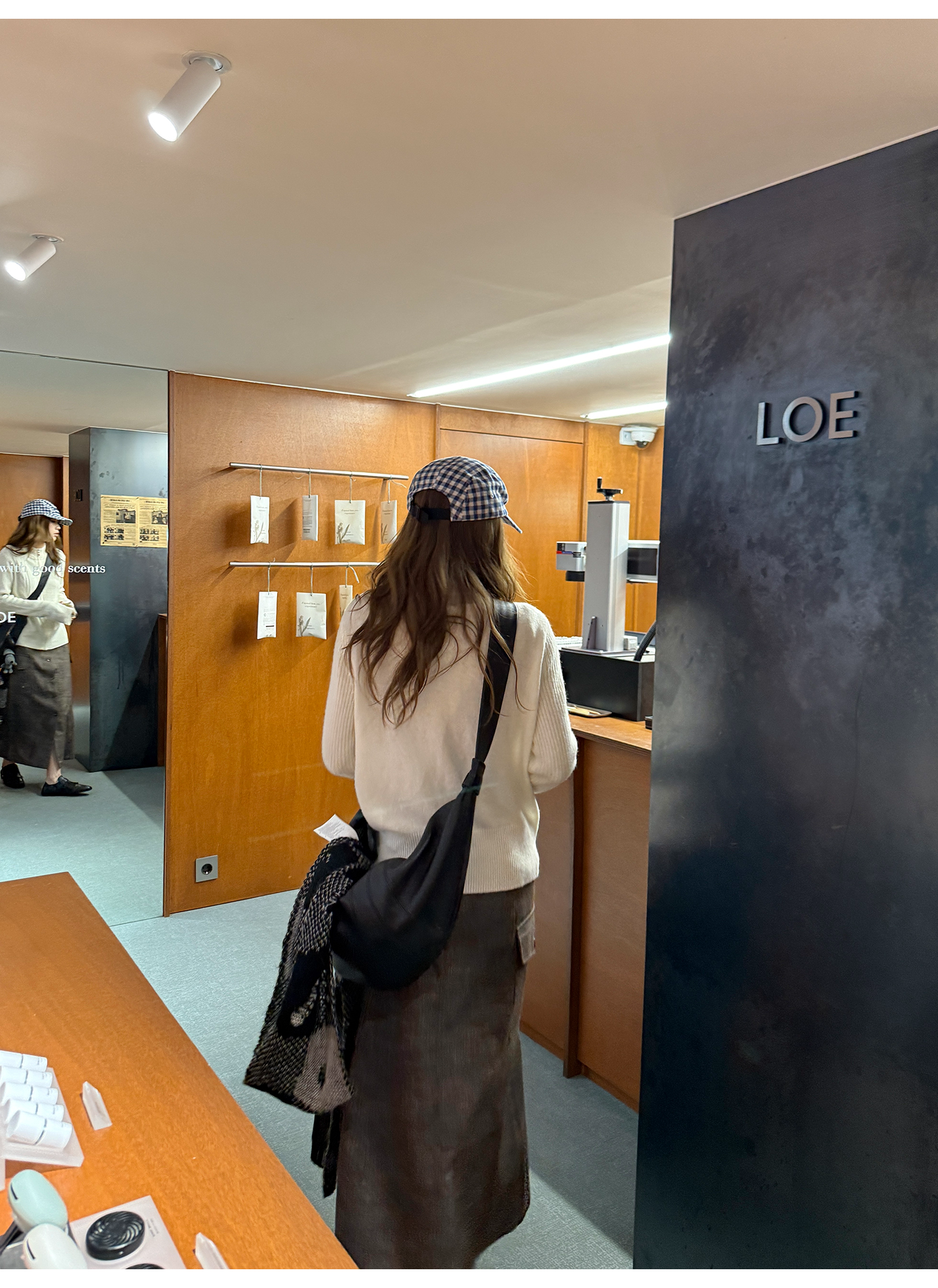 LelyMooch ウール100% ケーブルジップハイネックニット  LEM260