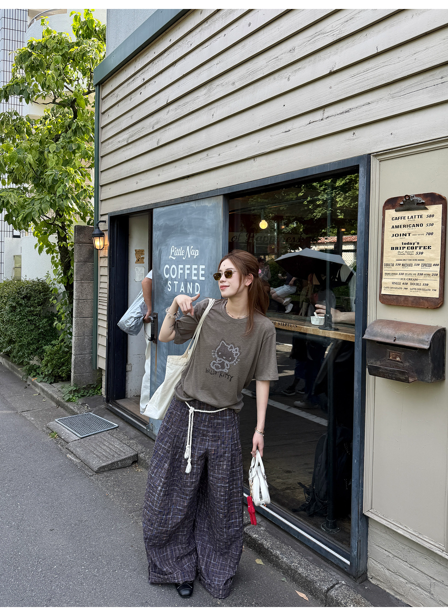 LelyMooch 1年中使える！ヴィンテージ風ワイドパンツ  LEM186