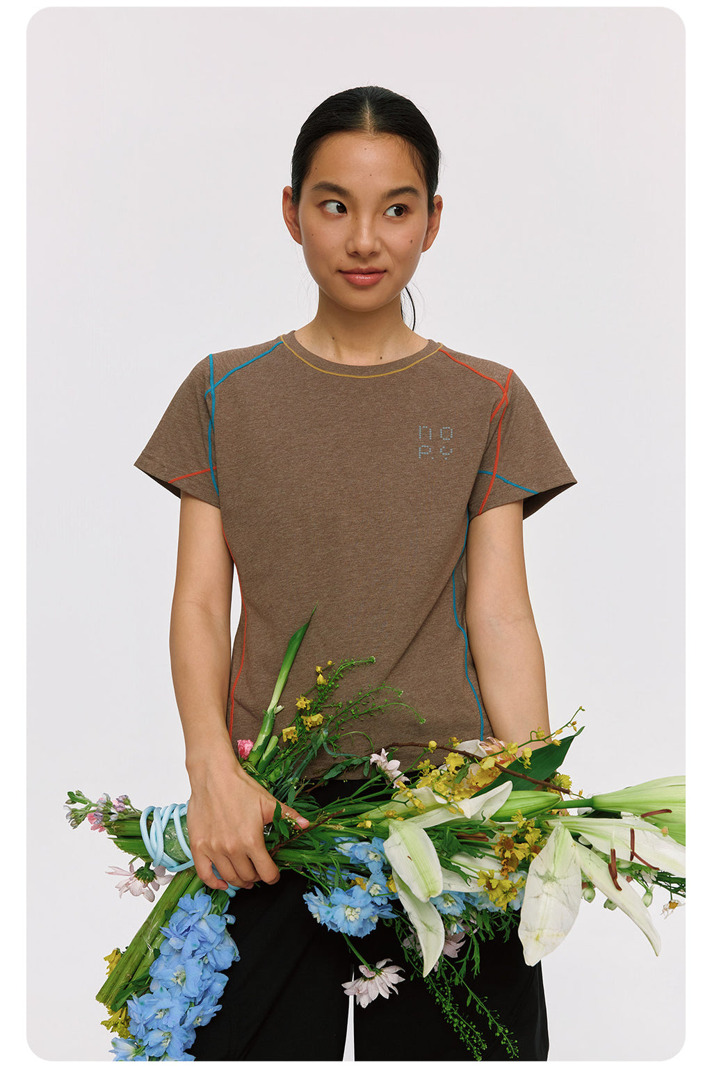 すっきり見える 配色ステッチ半袖Tシャツ  LOM075