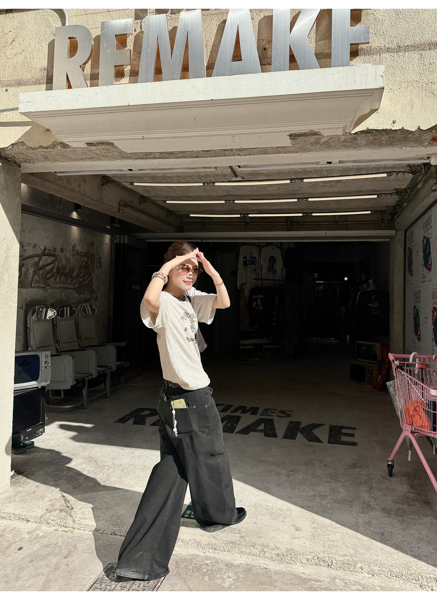 LelyMooch 古着風ブラックスタッズワイドパンツ  LEM215