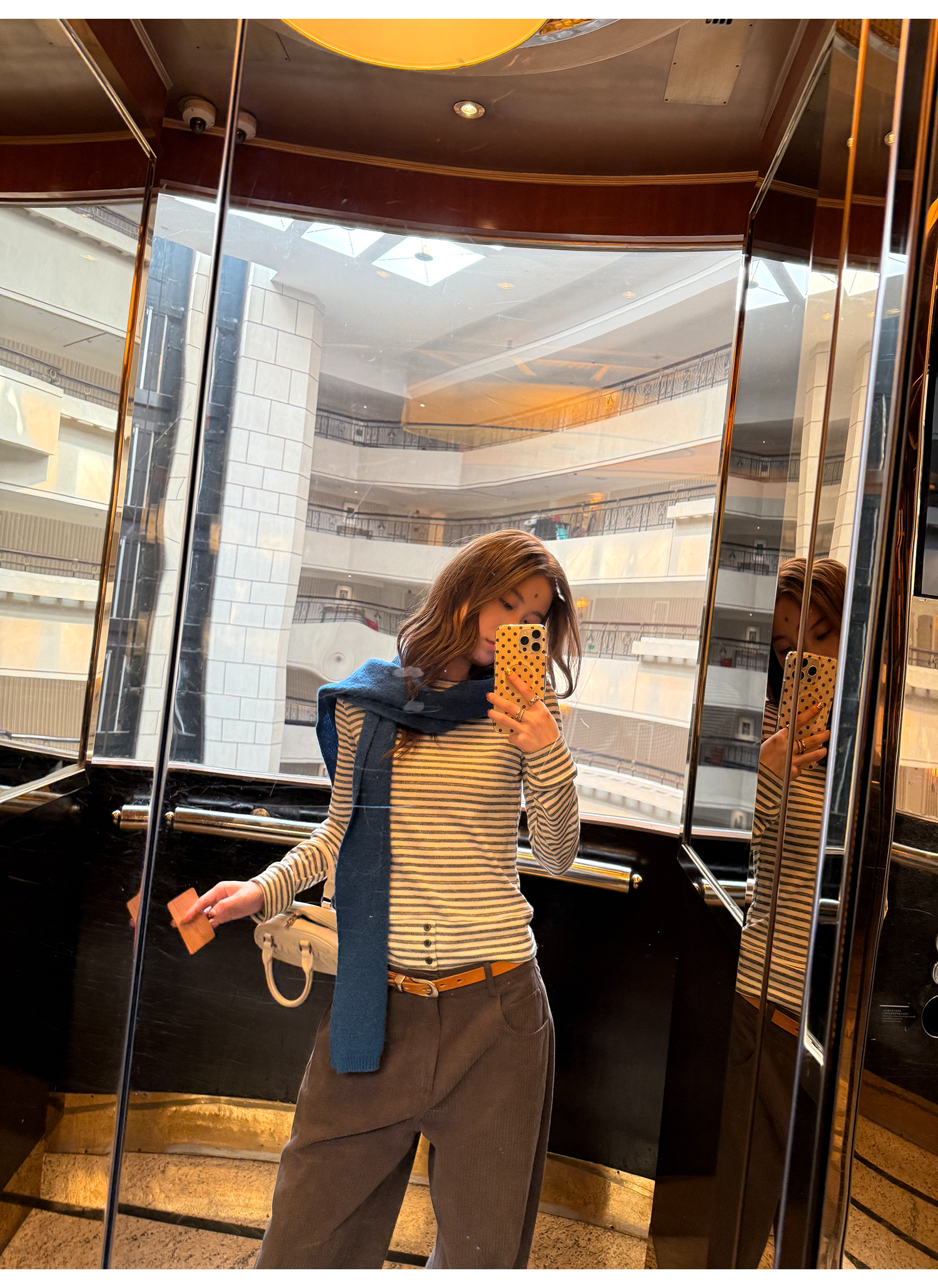 LelyMooch ふんわりグレーボーダーニット  LEM240