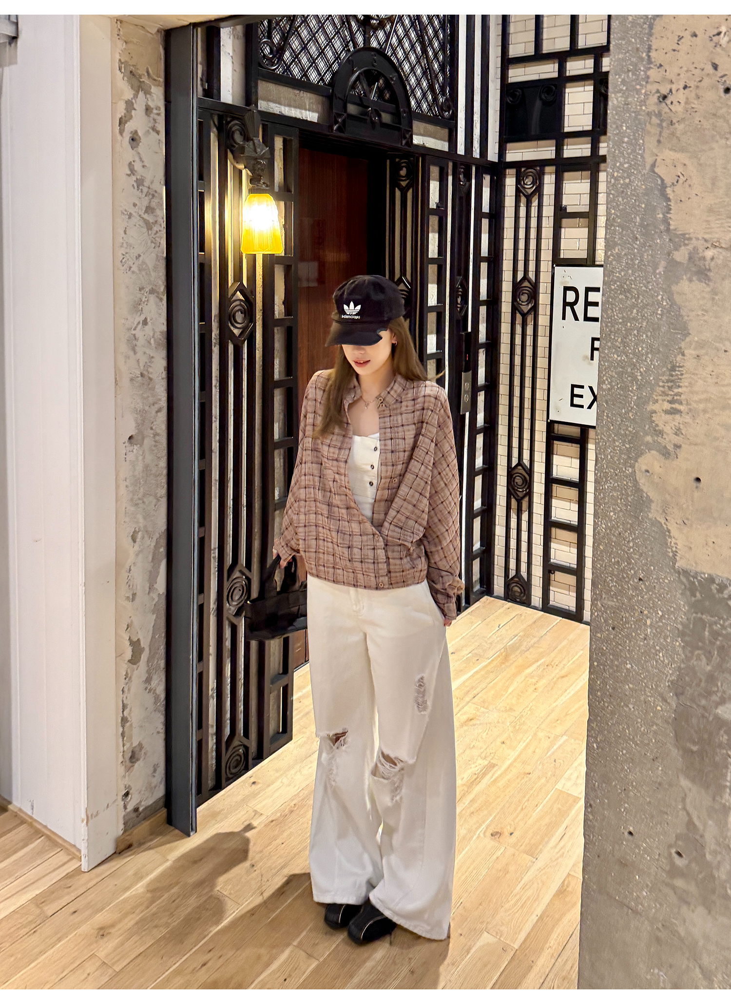 LelyMooch  ホワイト ワイドパンツ（ダメージ加工） LEM116