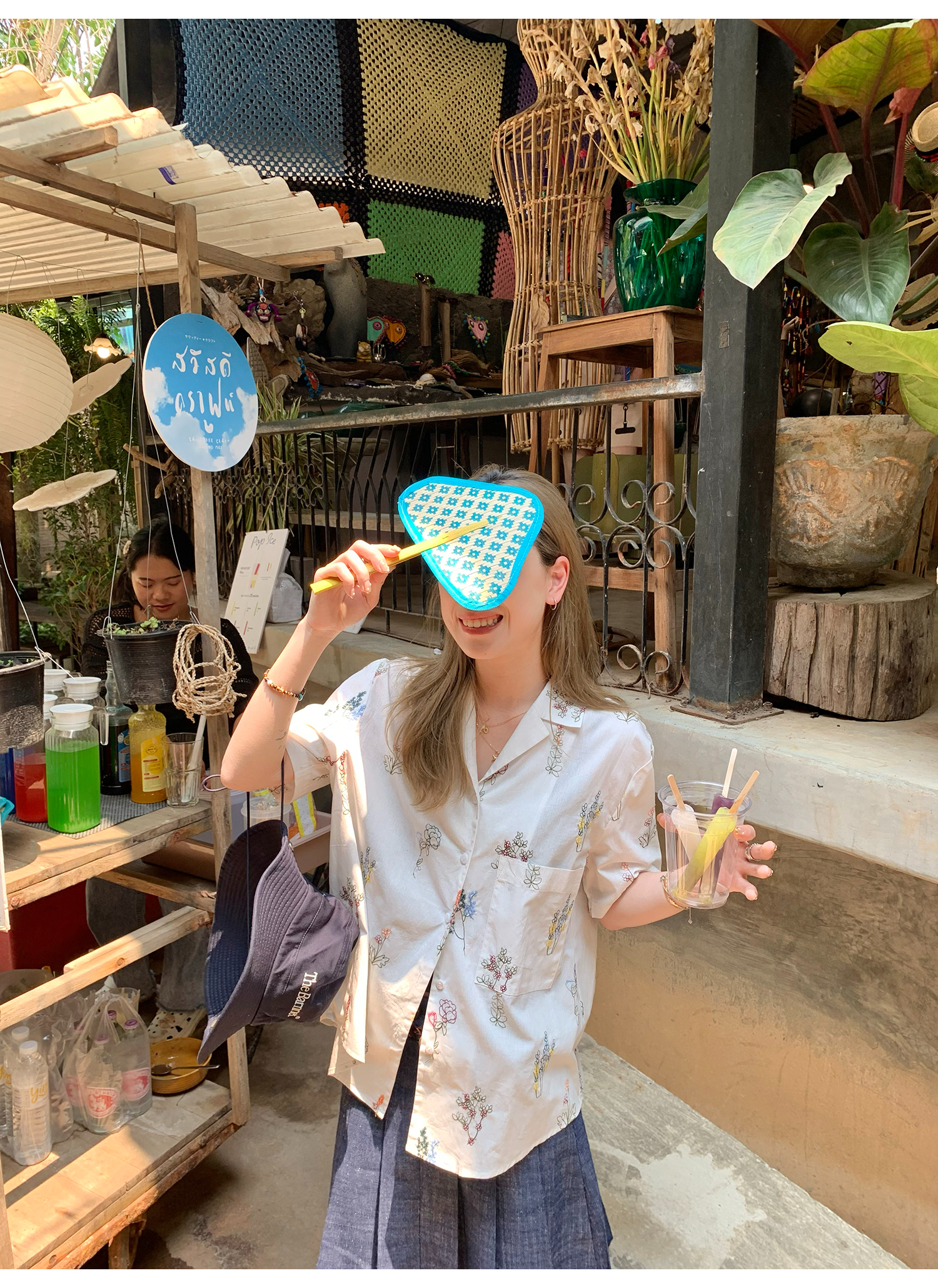 LelyMooch  大人可愛い＊花柄刺繍シャツ  LEM146