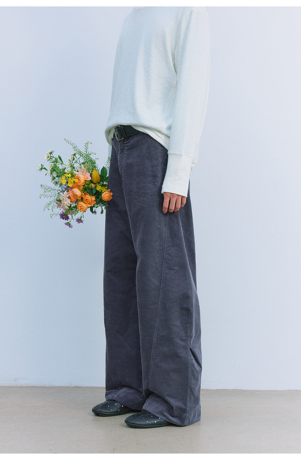 プレミアムコーデュロイ カーブパンツ  LOM109
