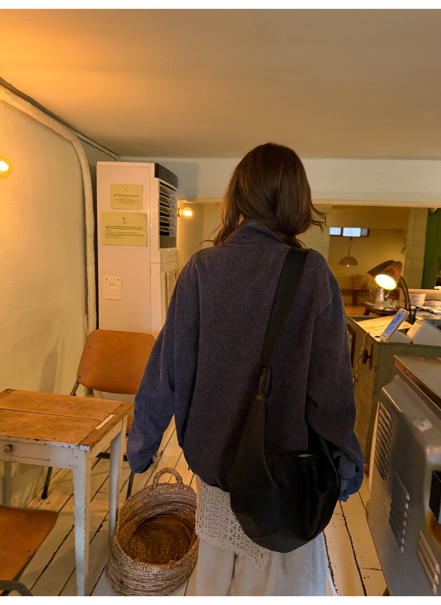 LelyMooch ステッチ入り立ち襟スウェット  LEM253