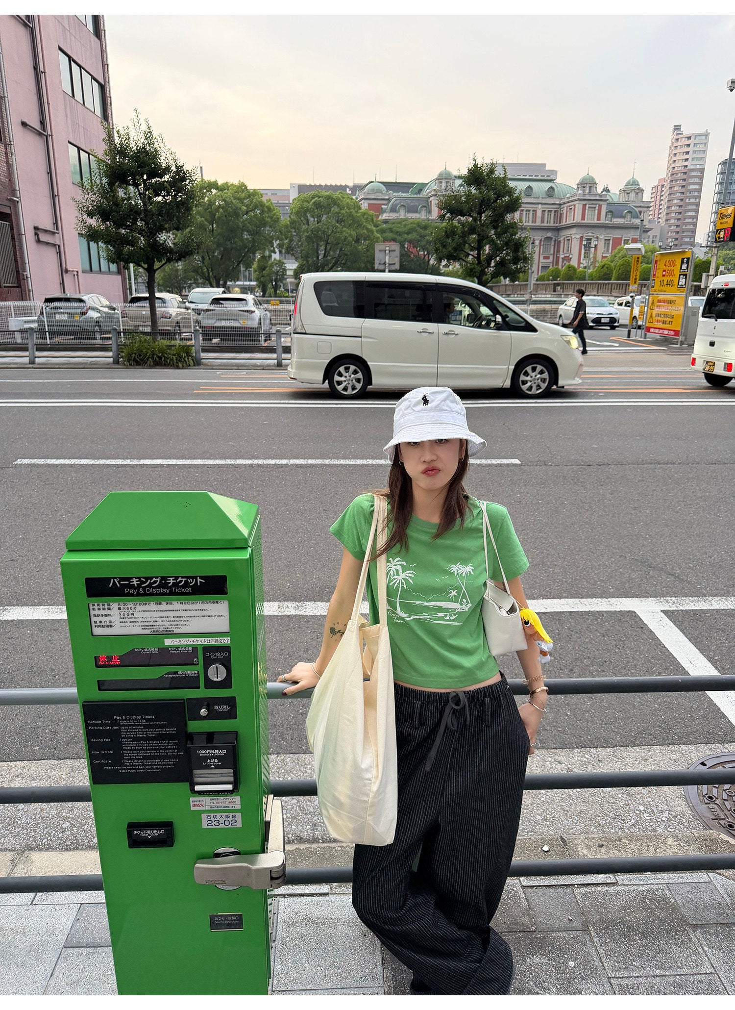 LelyMooch パームツリークロップドTシャツ  LEM376