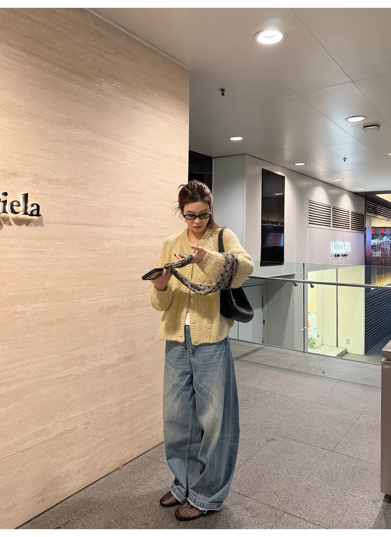 LelyMooch 春夏ムード漂う ひび割れ加工 カーブデニム  LEM316