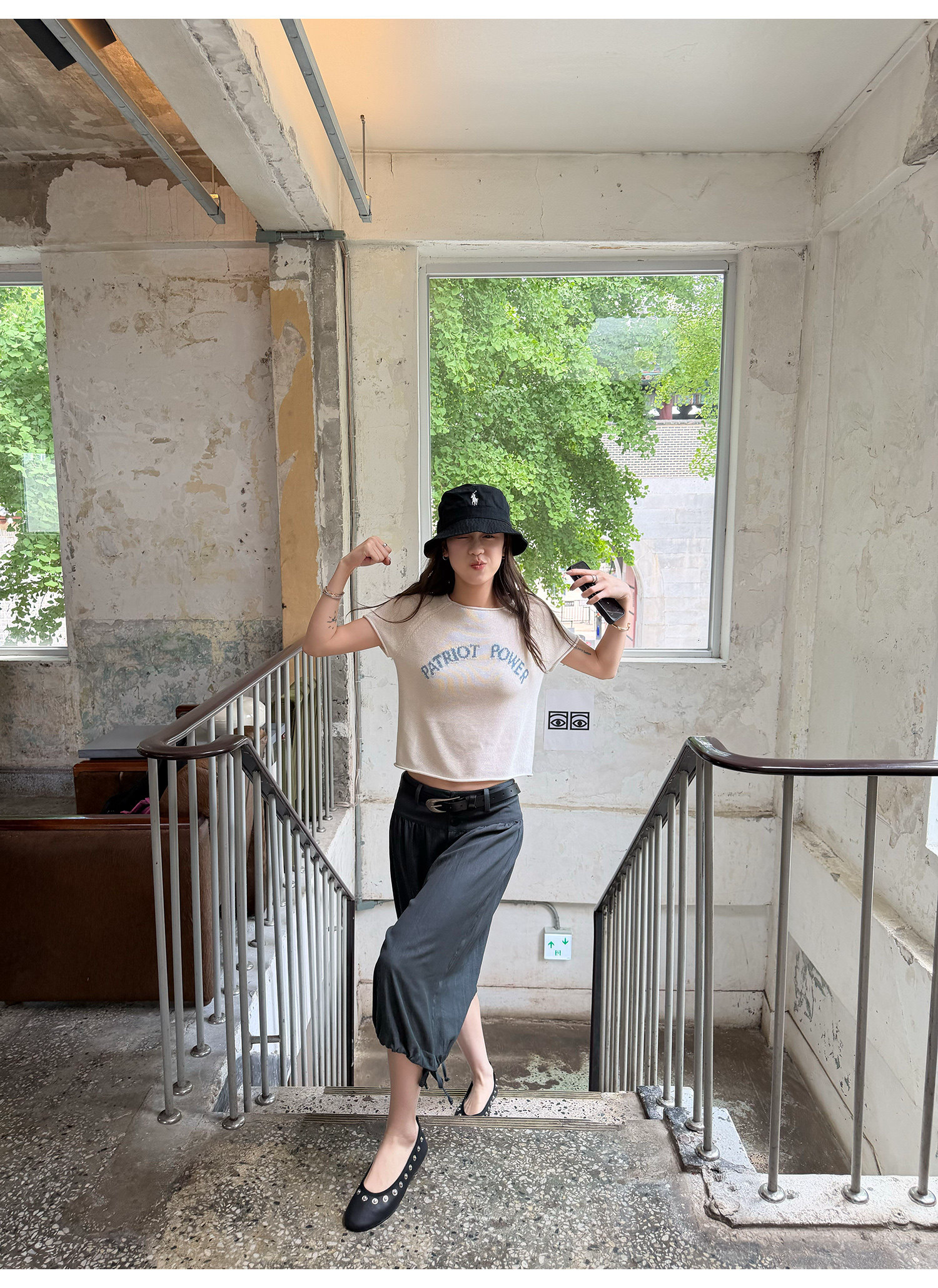 LelyMooch 風をまとう、ギャザーバルーンパンツ  LEM365