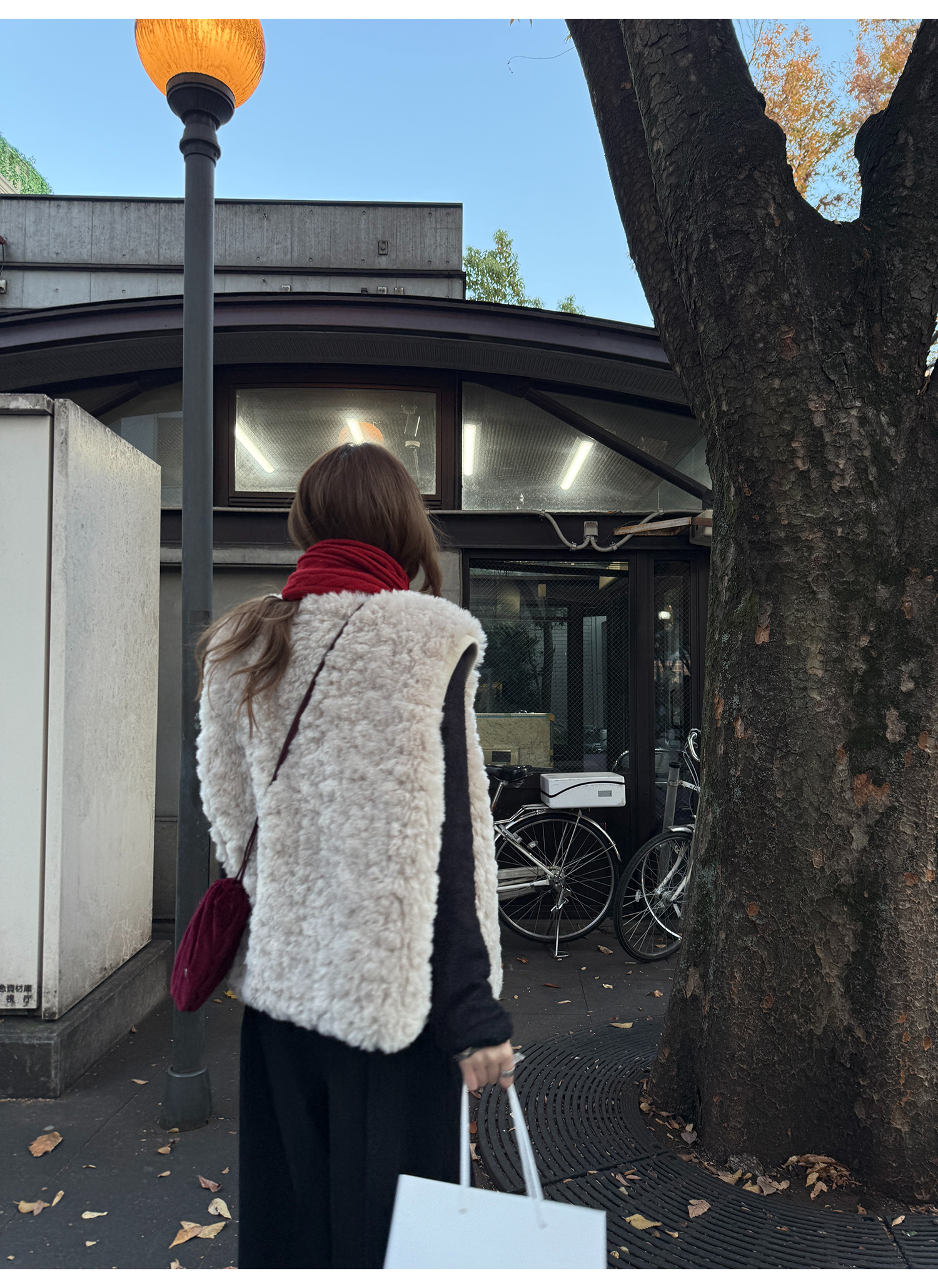 LelyMooch エコファー×ボア リバーシブルショートジレ  LEM279