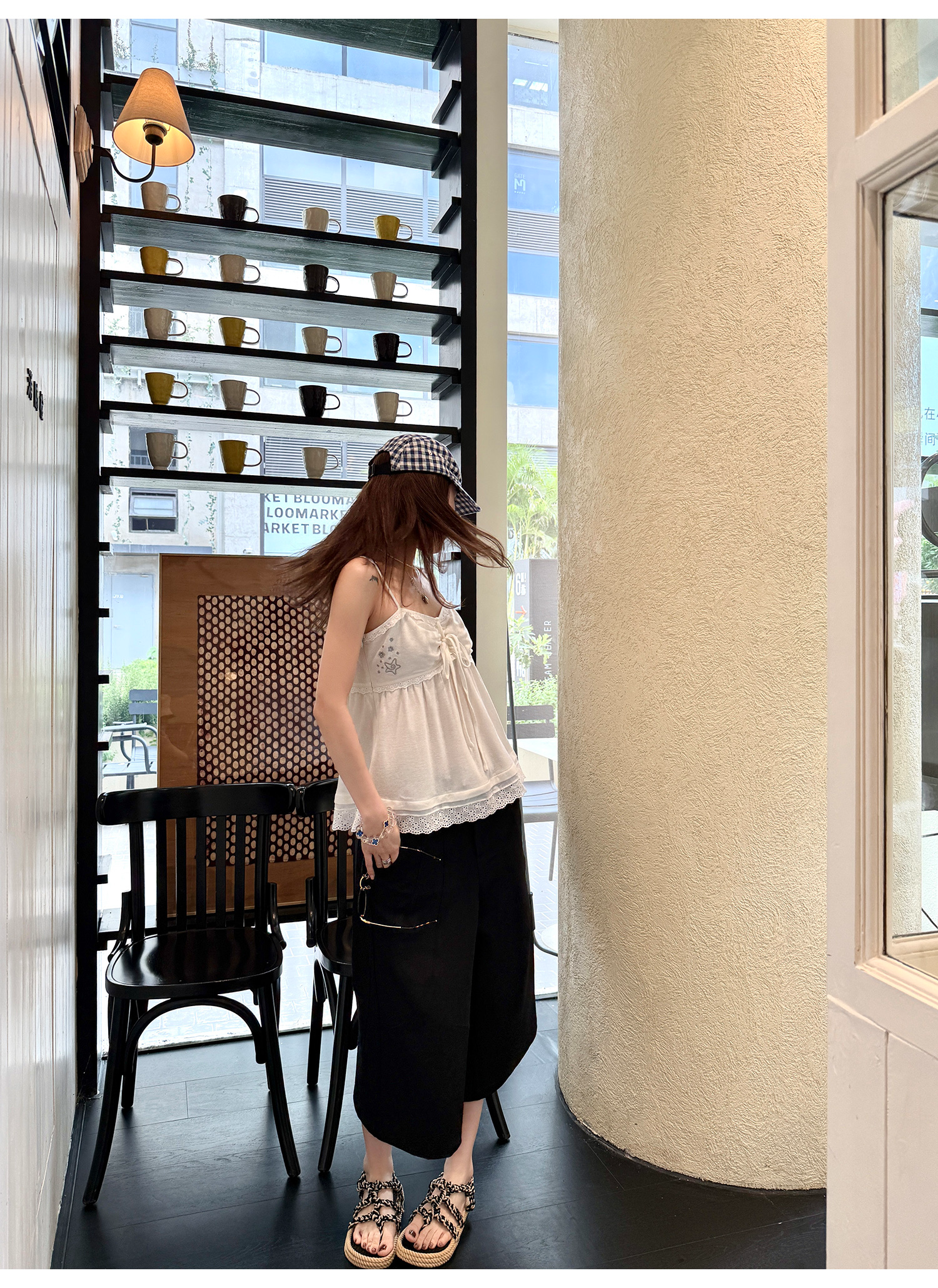 LelyMooch 刺繍入りテンセルキャミ  LEM206