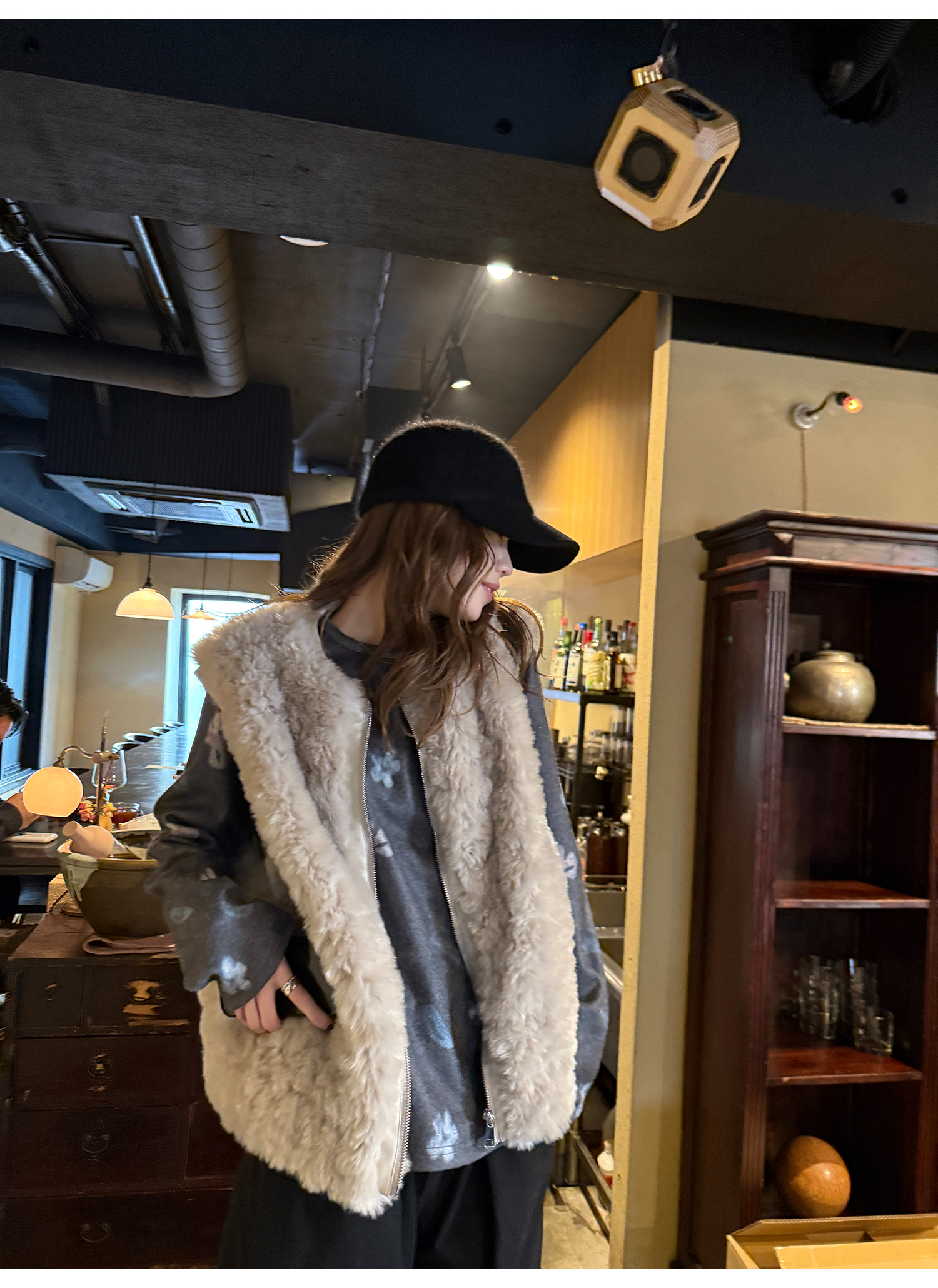 LelyMooch エコファー×ボア リバーシブルショートジレ  LEM279